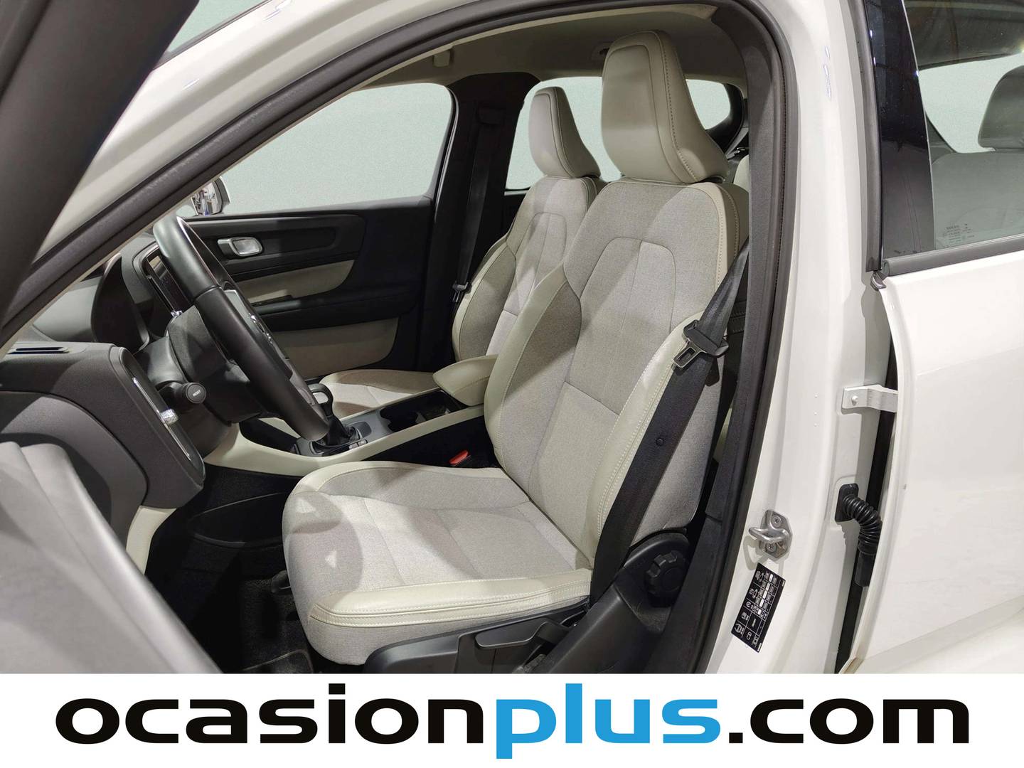 Foto asientos delanteros Volvo XC40 Volvo XC40 T3 (156 CV)