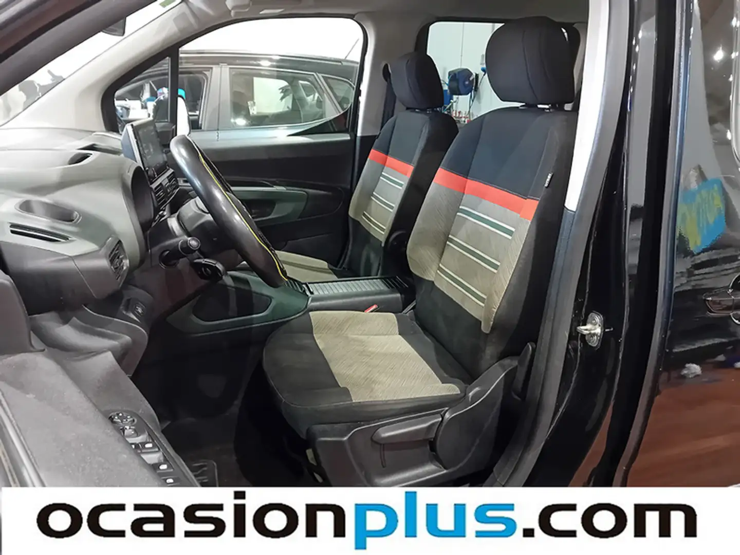 Foto Citroën Berlingo Citroen Berlingo BlueHDi 130 S&S Talla M Shine (130 CV) Camperizada