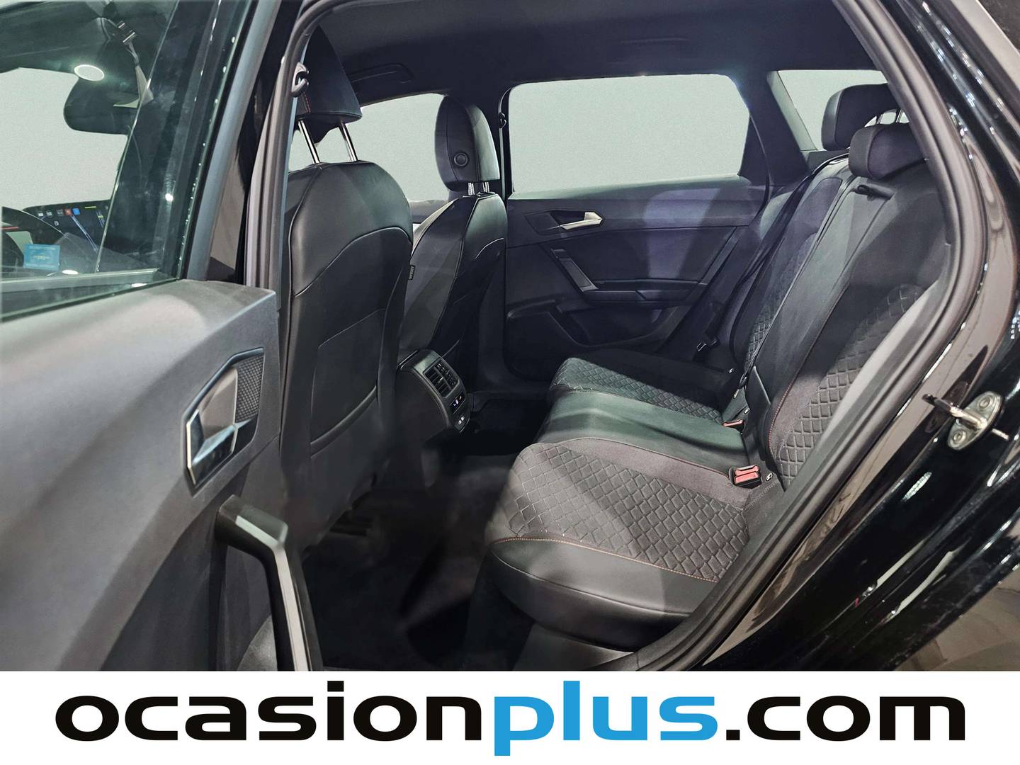 Foto asientos traseros Seat León Seat León ST 1.5 TSI S&S FR Special Edition (150 CV)