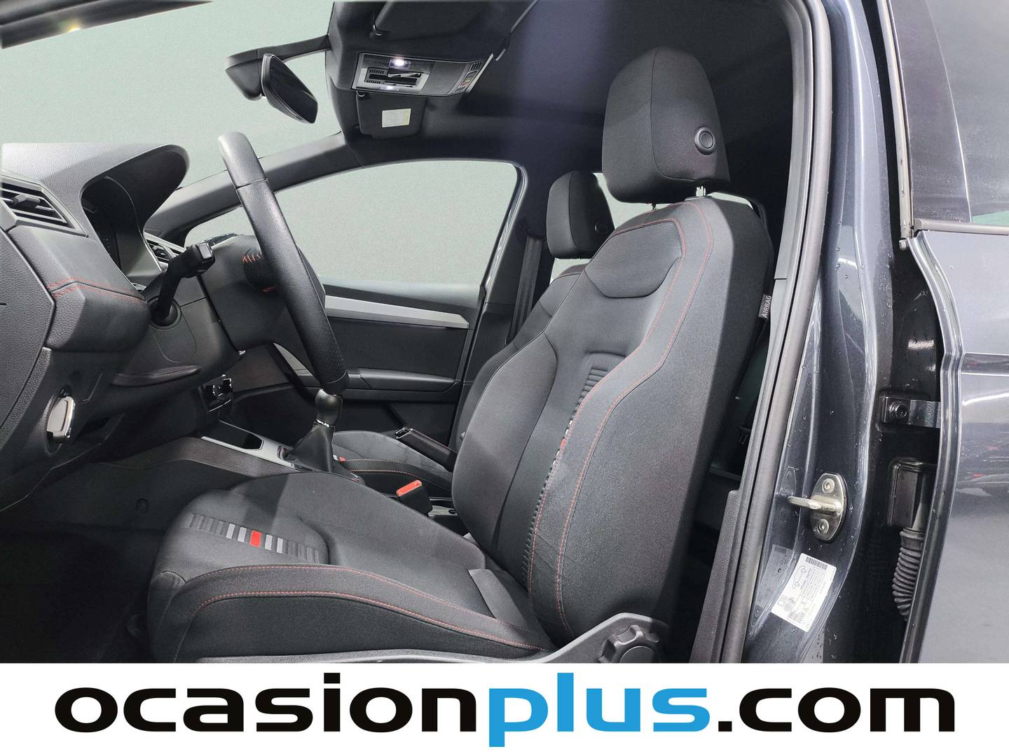Foto asientos delanteros Seat Ibiza Seat Ibiza 1.0 TSI FR Go2 (110 CV)