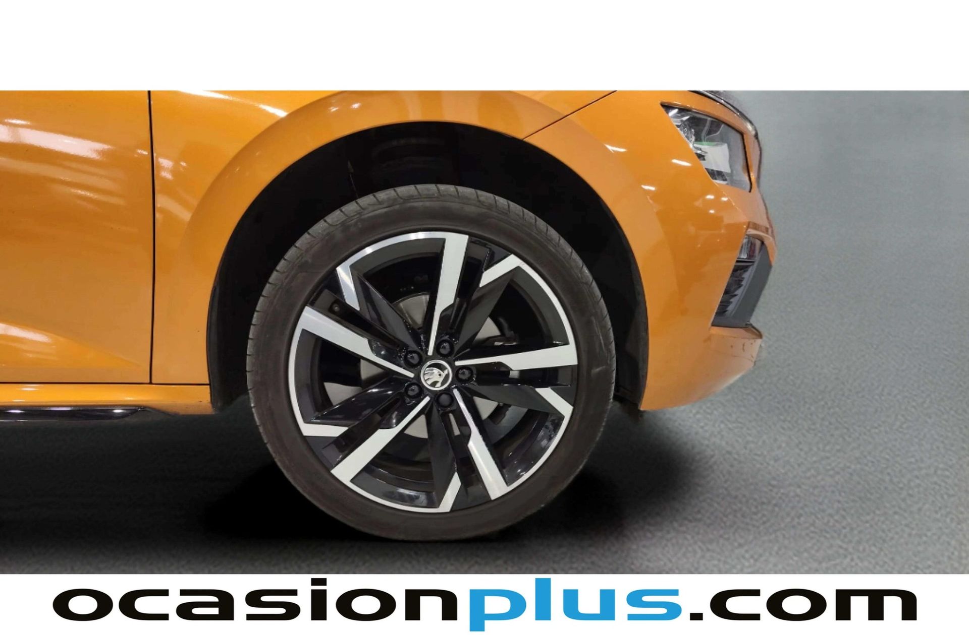 Škoda Kamiq 1.5 TSI Montecarlo DSG - foto 38