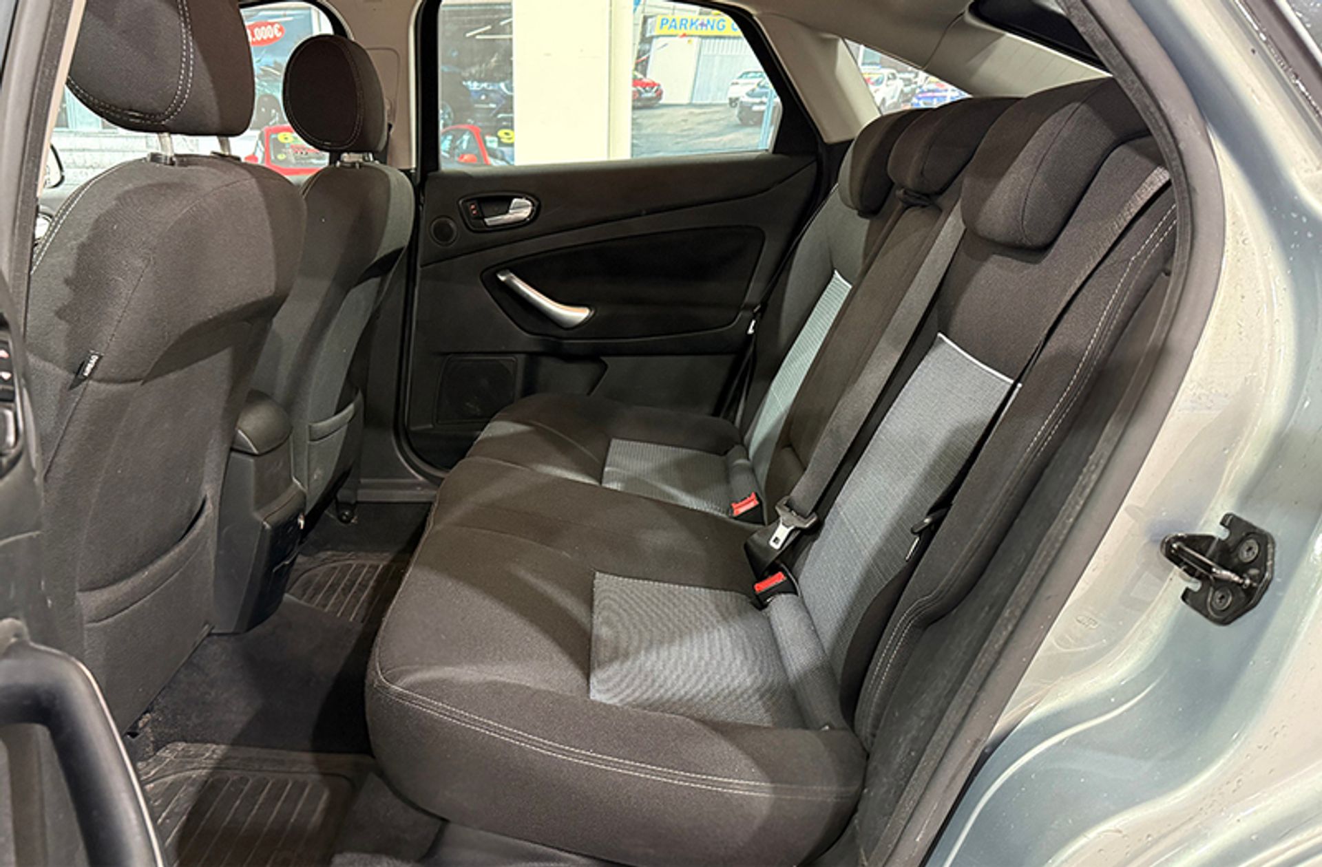 Ford Mondeo 1.8 TDCi Trend - foto 11