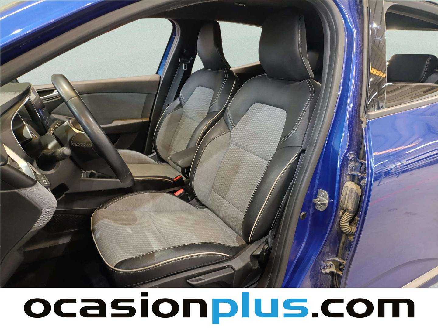 Foto asientos delanteros Renault Clio Renault Clio Techno TCe (90 CV)