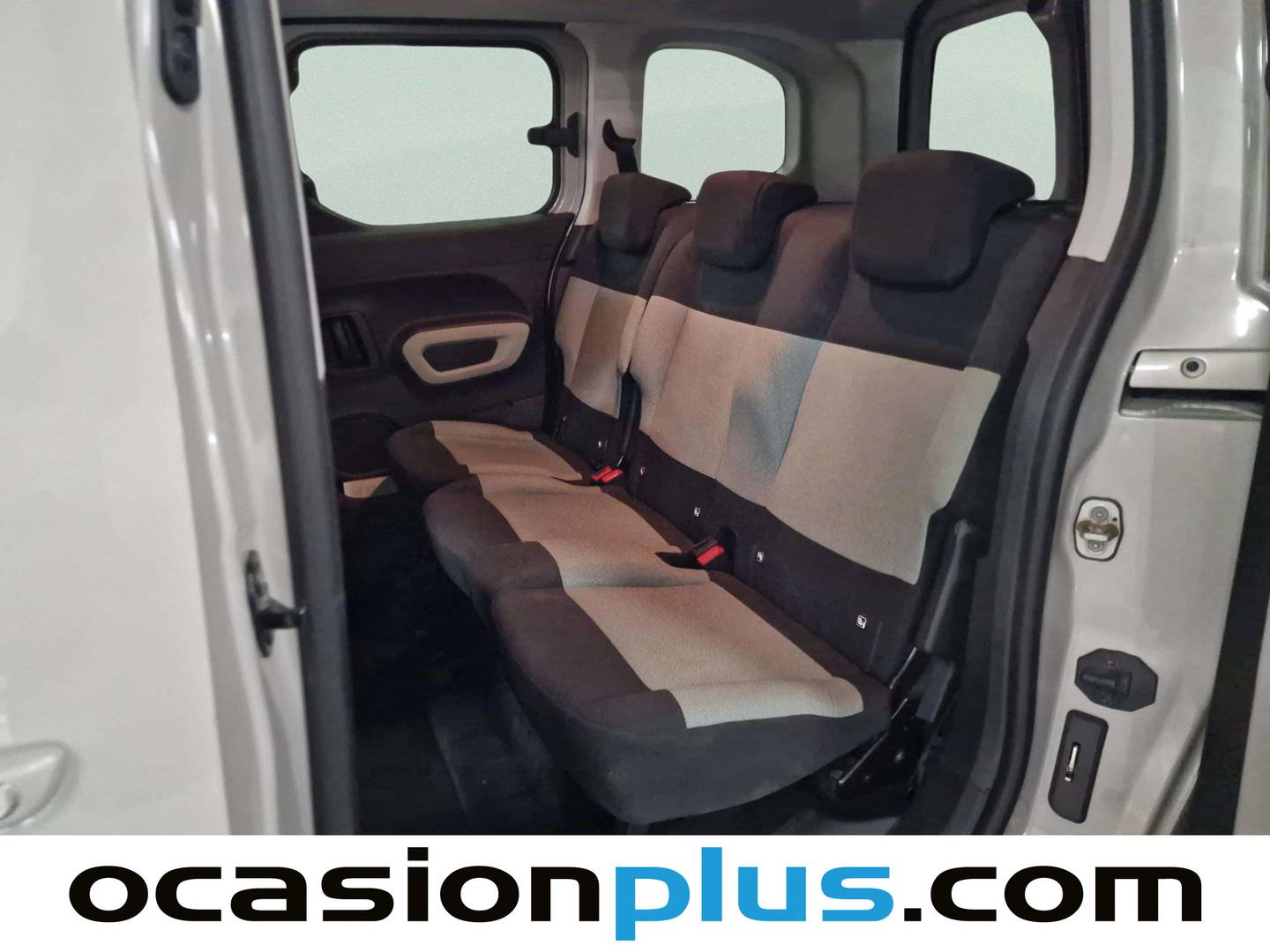 Foto asientos traseros Citroën Berlingo Citroën Berlingo BlueHDi 130 Talla M Feel (130 CV)