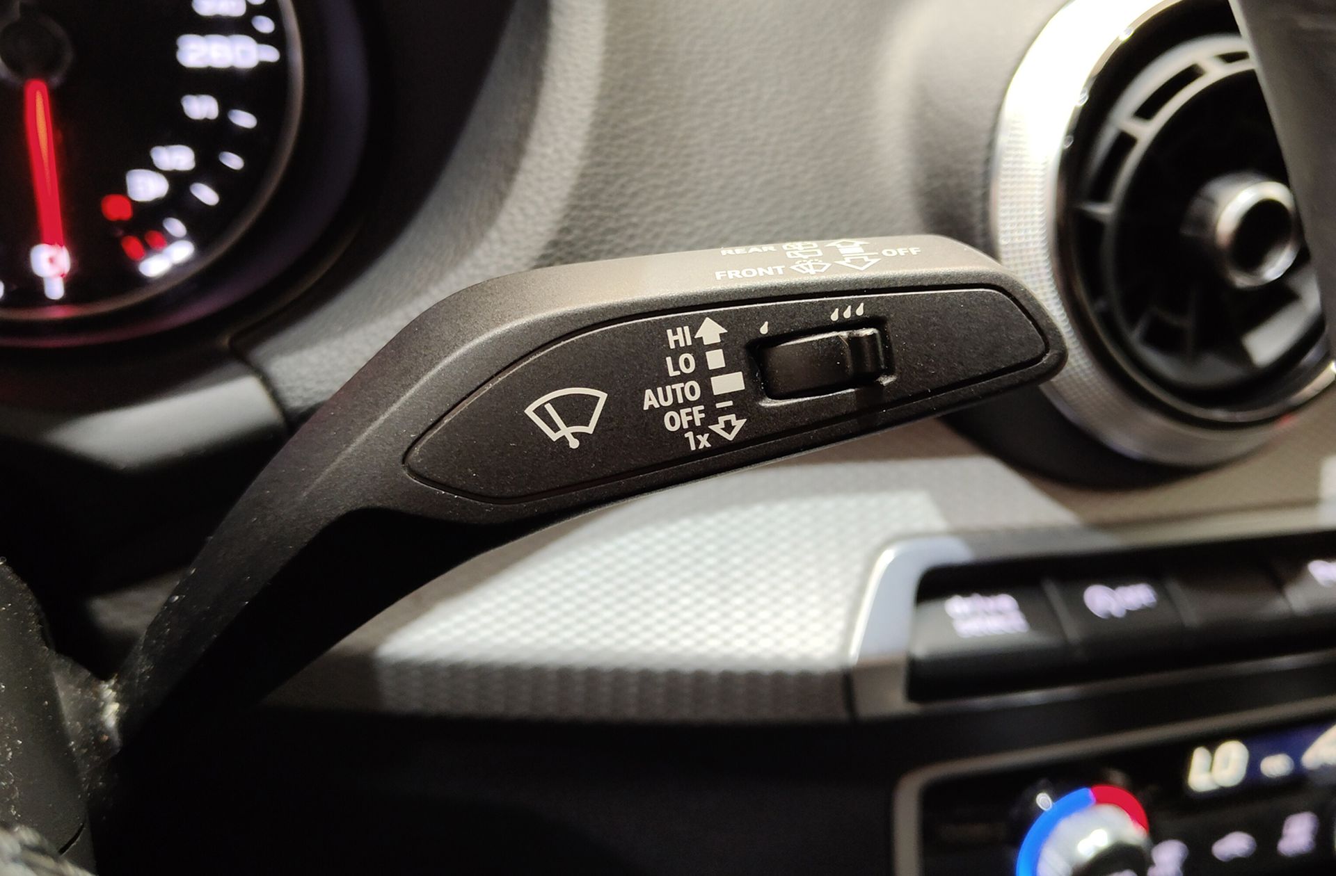 Audi Q2 S line 35 TFSI S tronic - foto 37