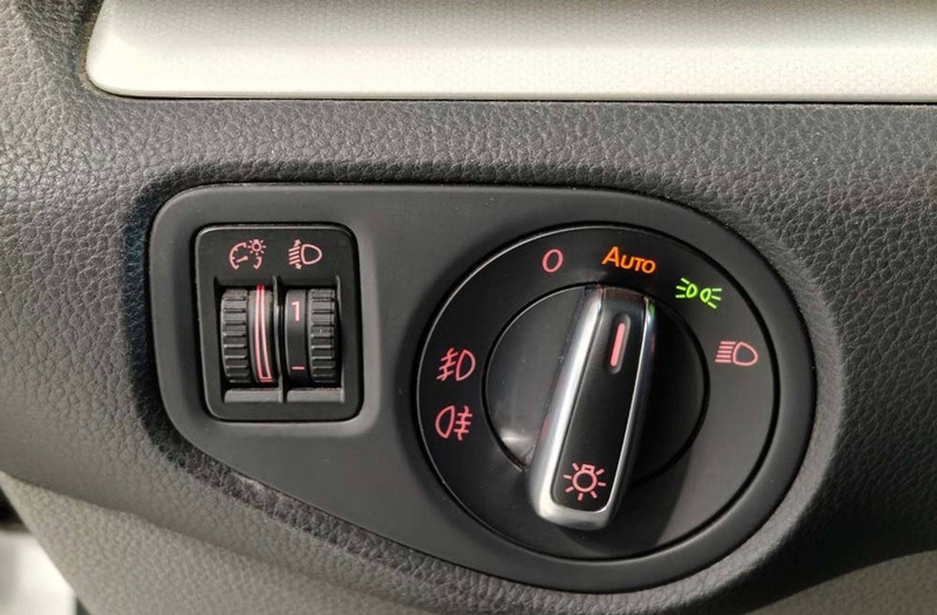 SEAT Alhambra 2.0 TDI Style 4Kids DSG 7 plazas - foto 8