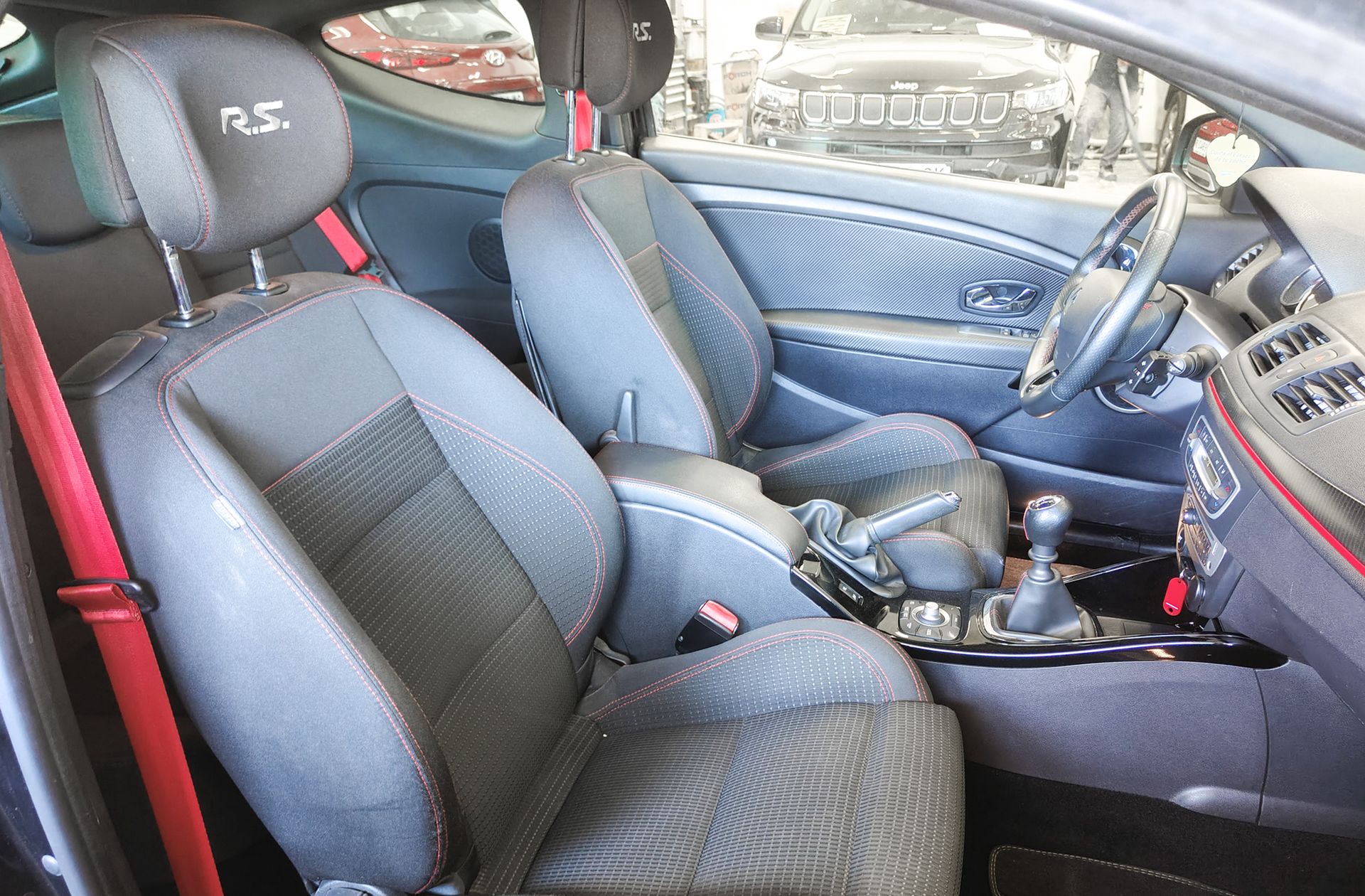 Renault Mégane R.S. 2.0 - foto 18