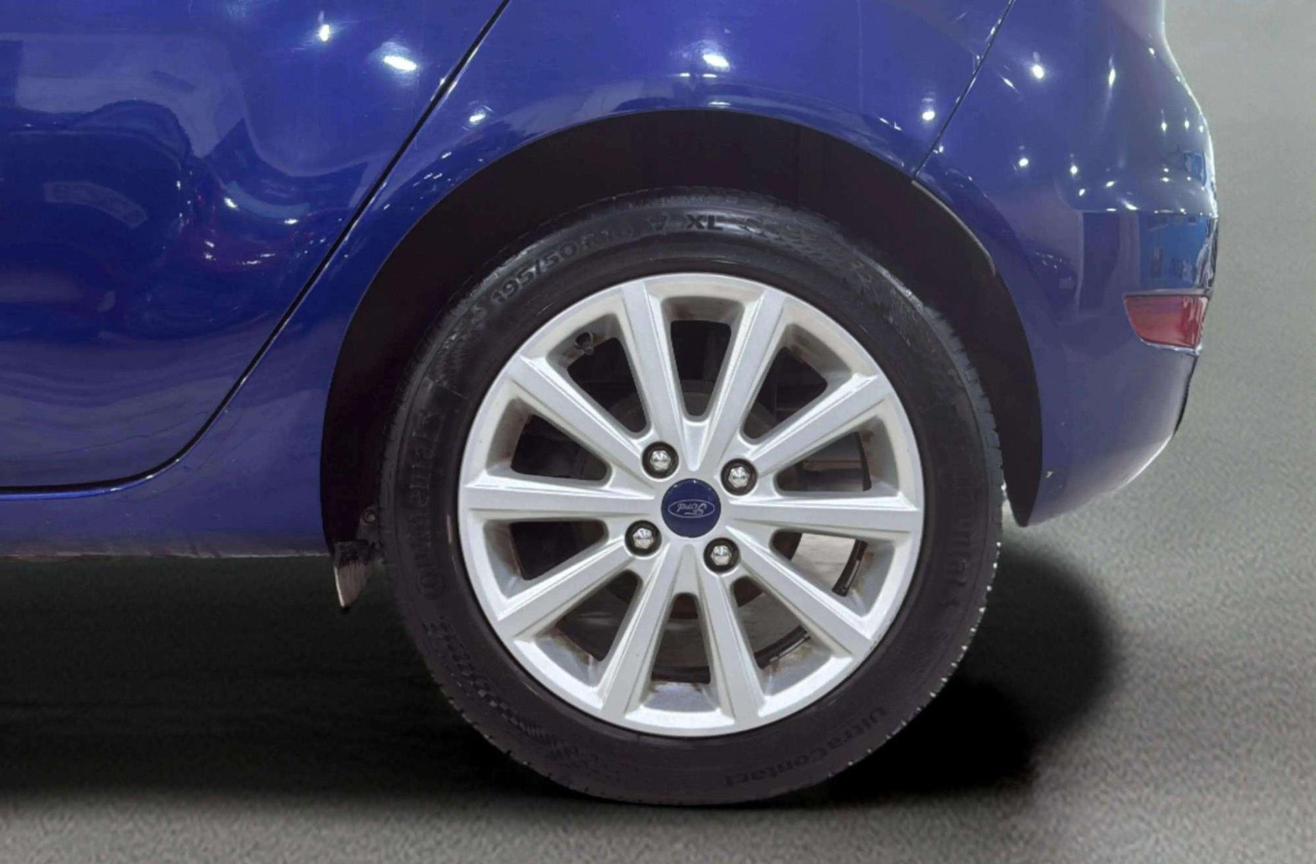 Ford Fiesta 1.0 EcoBoost Titanium - foto 31