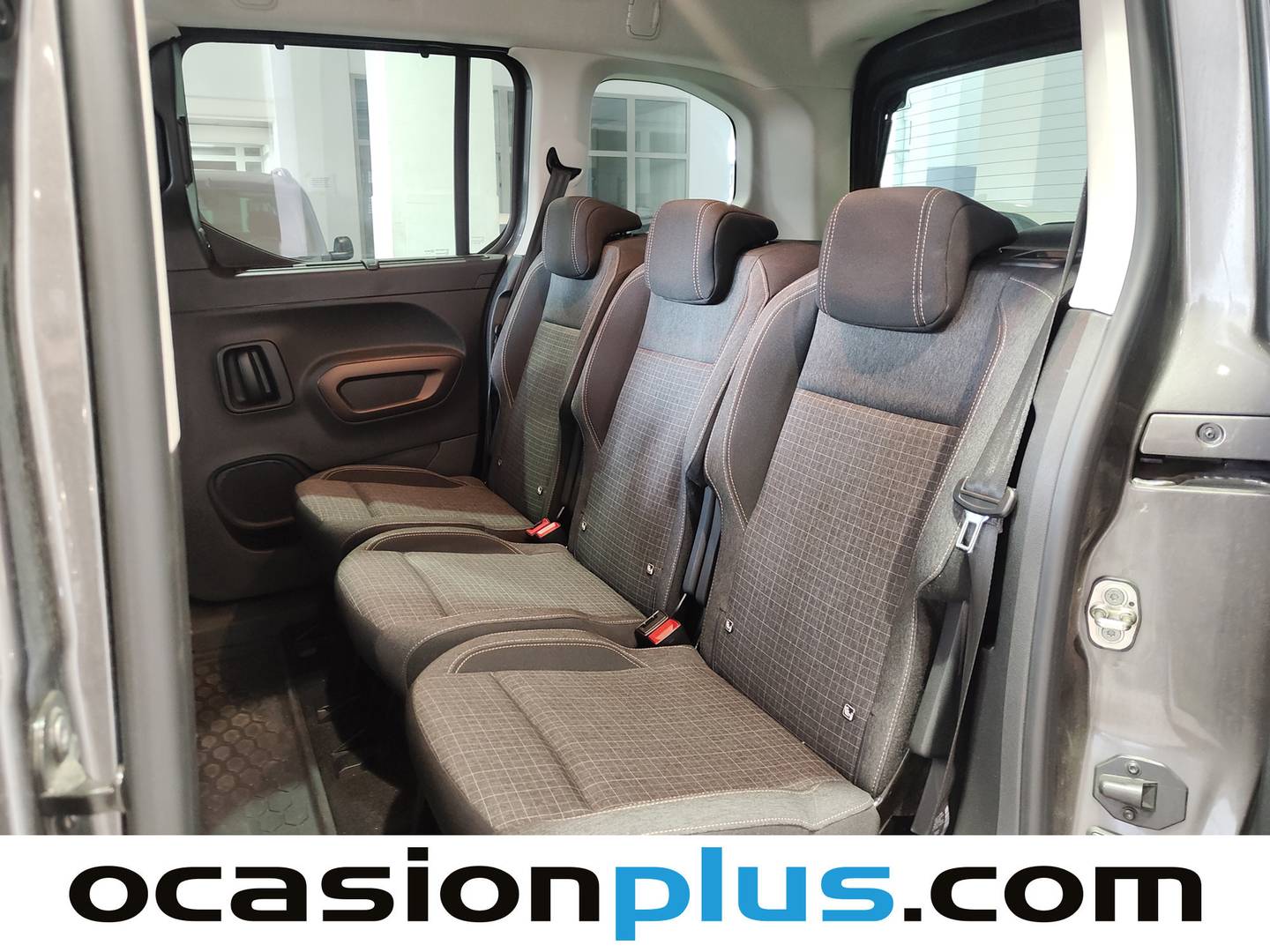 Foto asientos traseros Peugeot Rifter Peugeot Rifter BlueHDi 100 GT Line Standard (100 CV)