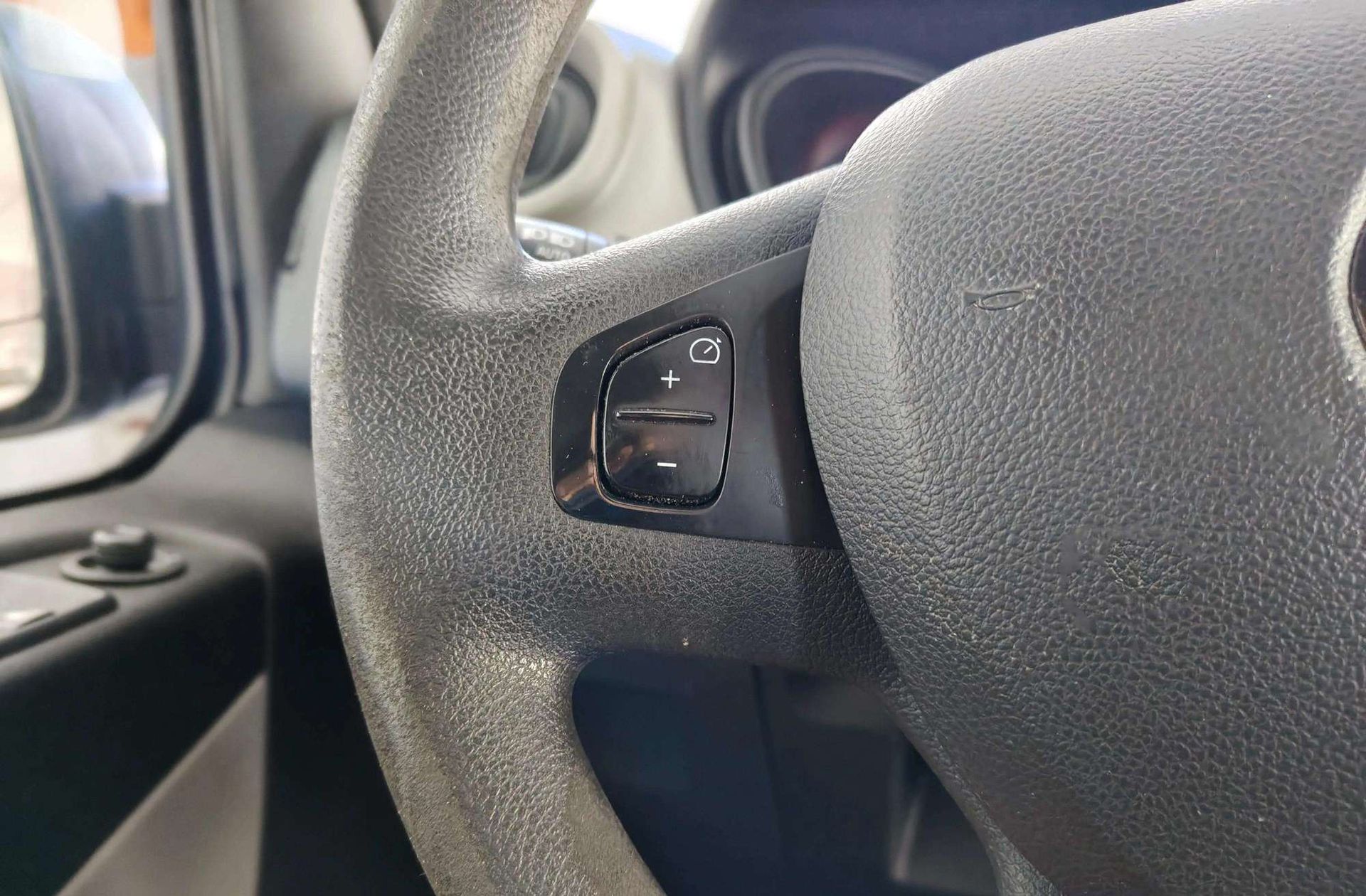 Renault Trafic Combi Mixto Energy dCi 5 plazas - foto 20