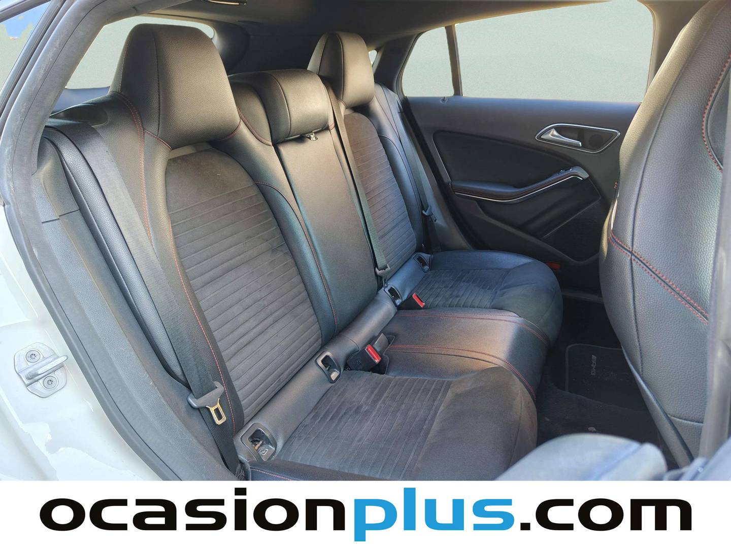 Foto Mercedes CLA Mercedes-Benz CLA Shooting Brake 200 d AMG Line (136 CV)