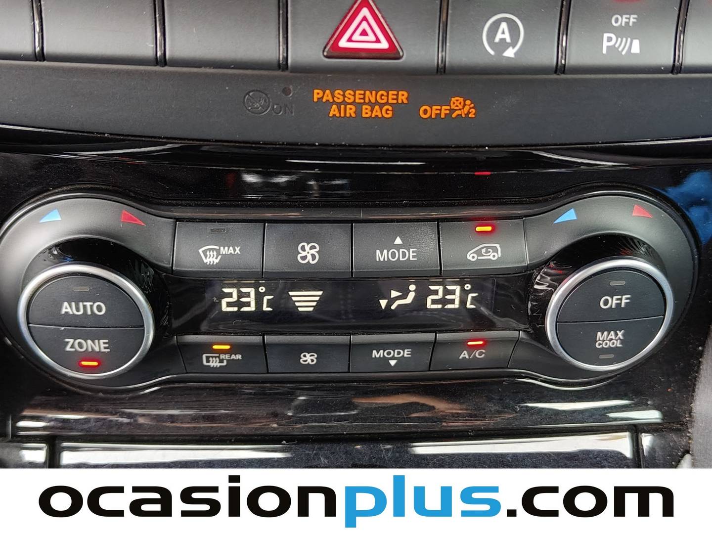 Foto Infiniti Q30 Infiniti Q30 1.6T Premium (122 CV)