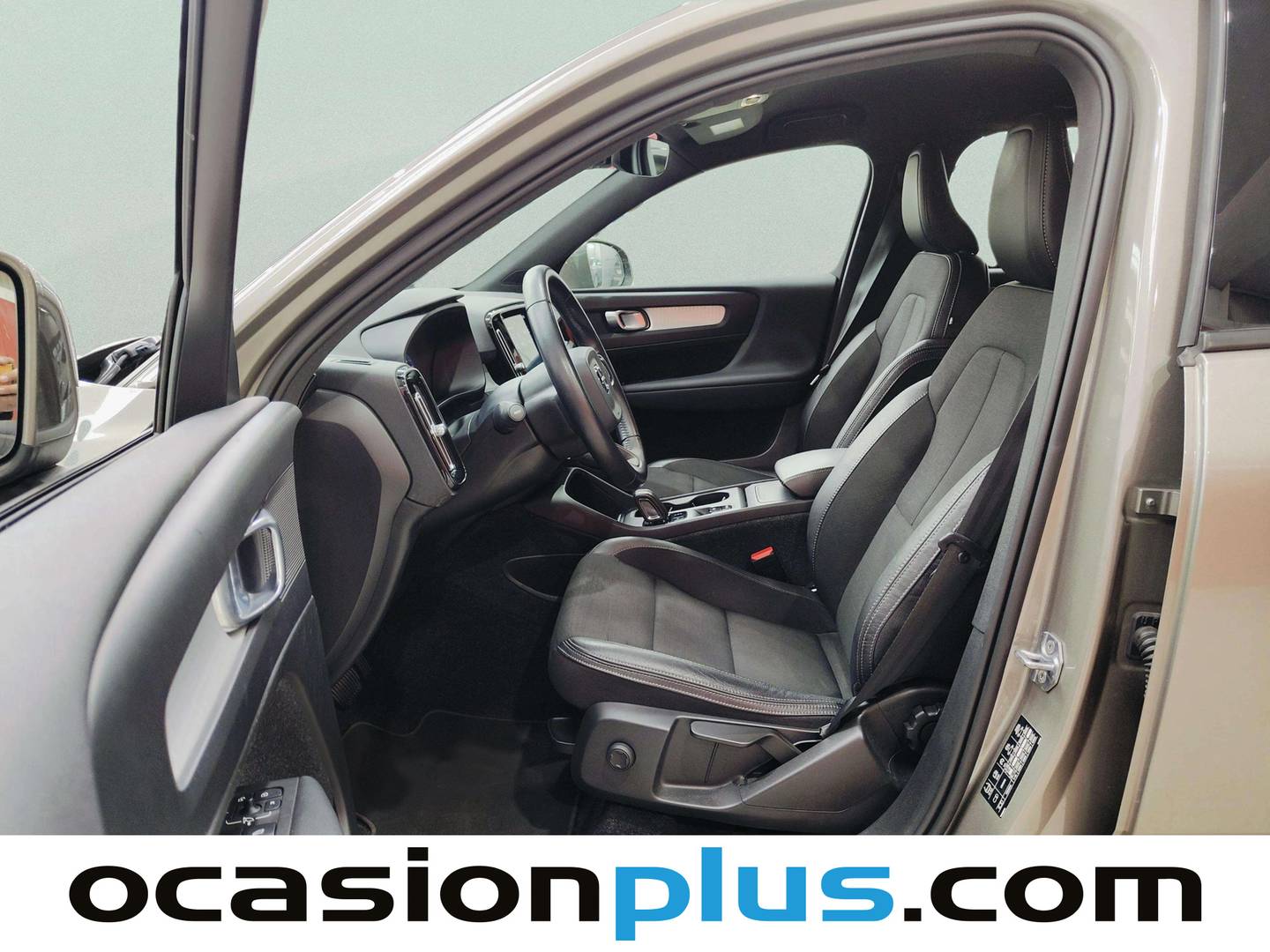 Foto asientos delanteros Volvo XC40 Volvo XC40 T4 Business Plus Auto (190 CV)