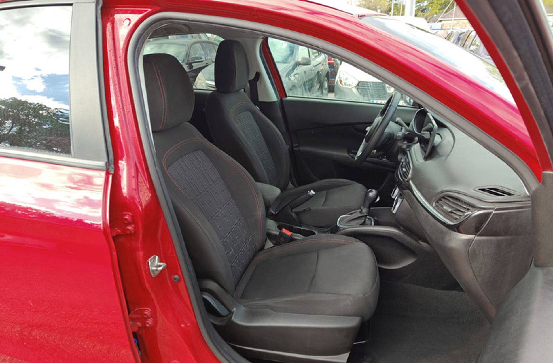 Fiat Tipo 1.5 Hybrid Cross DCT - foto 22