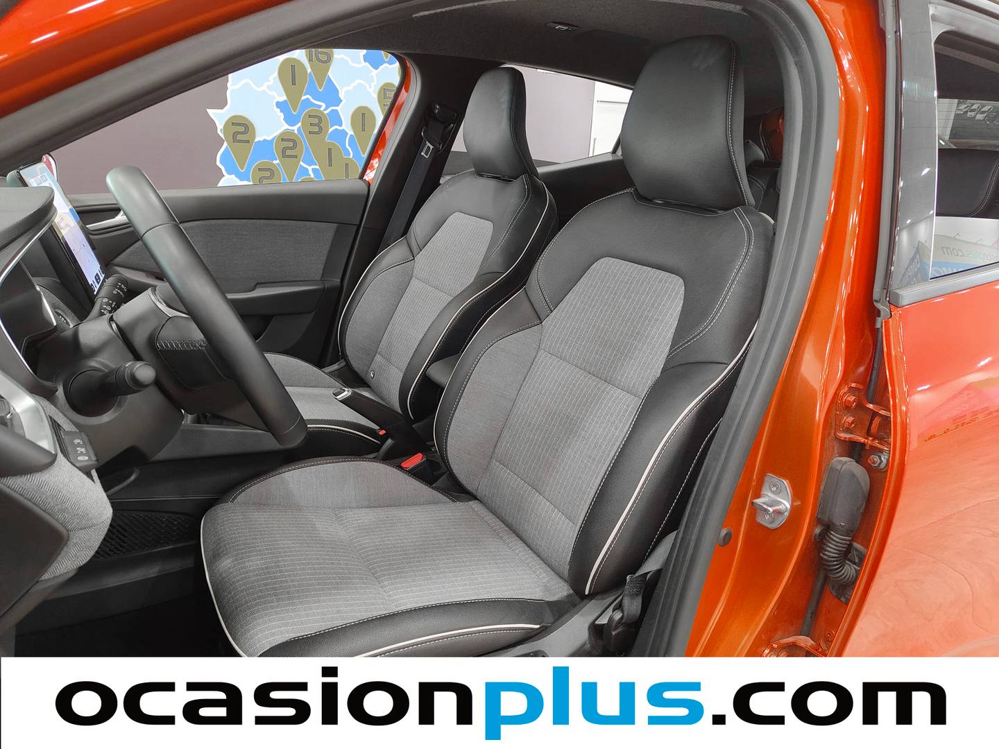 Foto asientos delanteros Renault Clio Renault Clio Clio Techno TCe (90 CV)