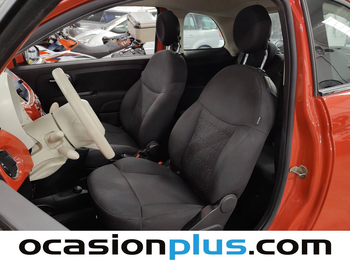 Foto asientos delanteros Fiat 500 Fiat 500 1.0 Hybrid Dolcevita (70 CV)
