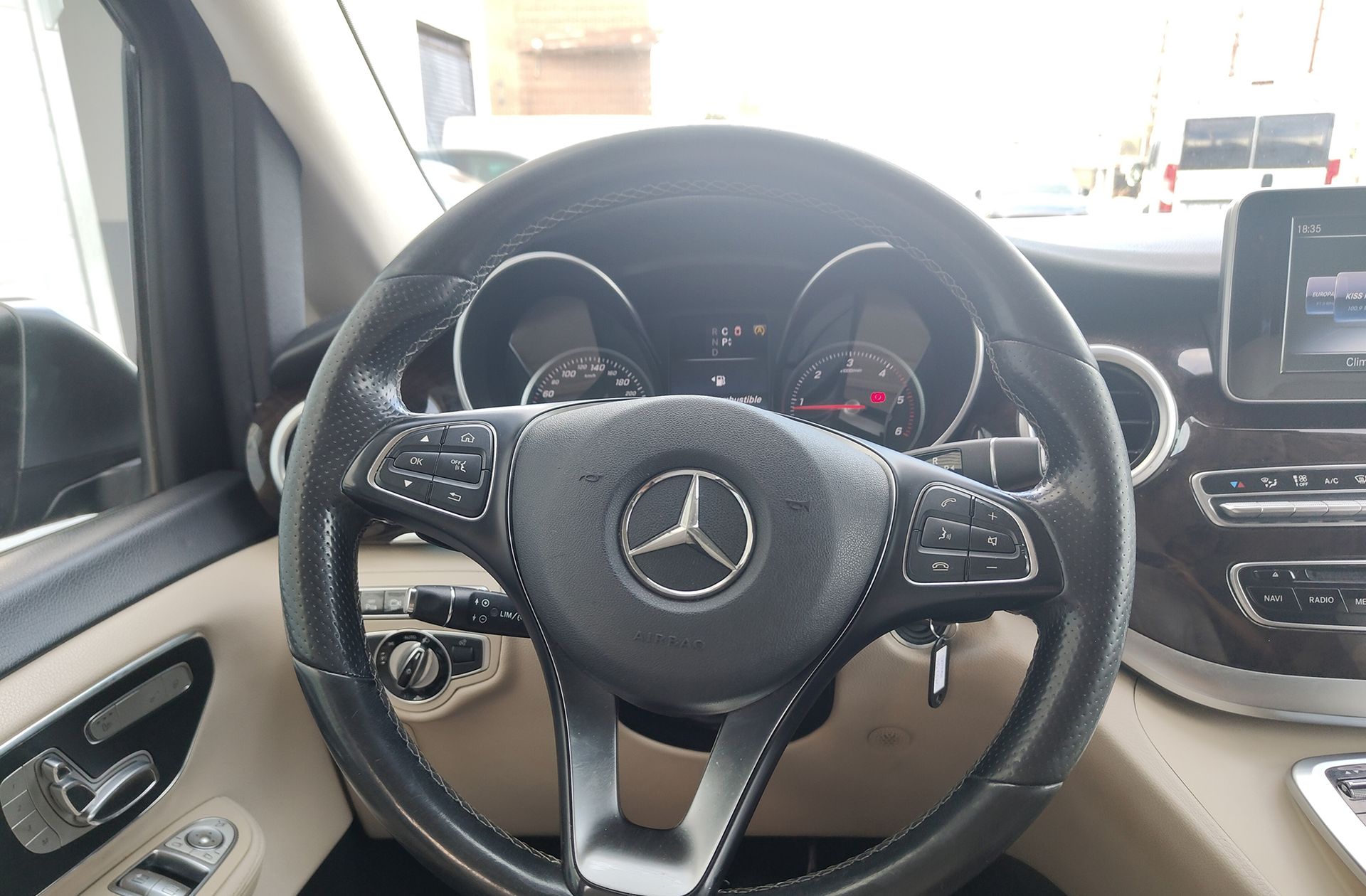 Mercedes-Benz Clase V V 250 BlueTEC Avantgarde Largo 7 plazas - foto 28