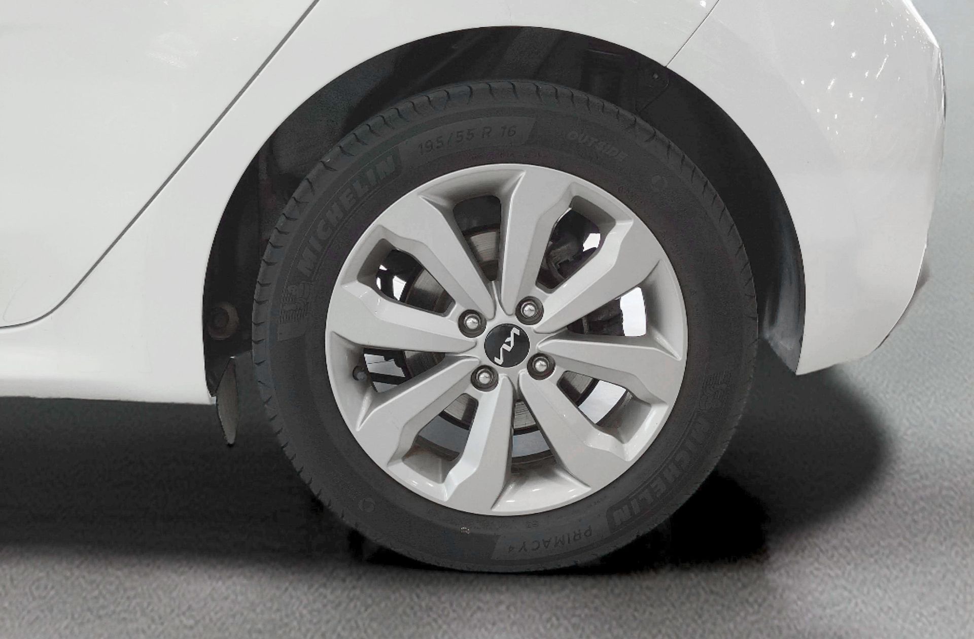 Kia Rio 1.0 T-GDi MHEV iMT Drive - foto 36