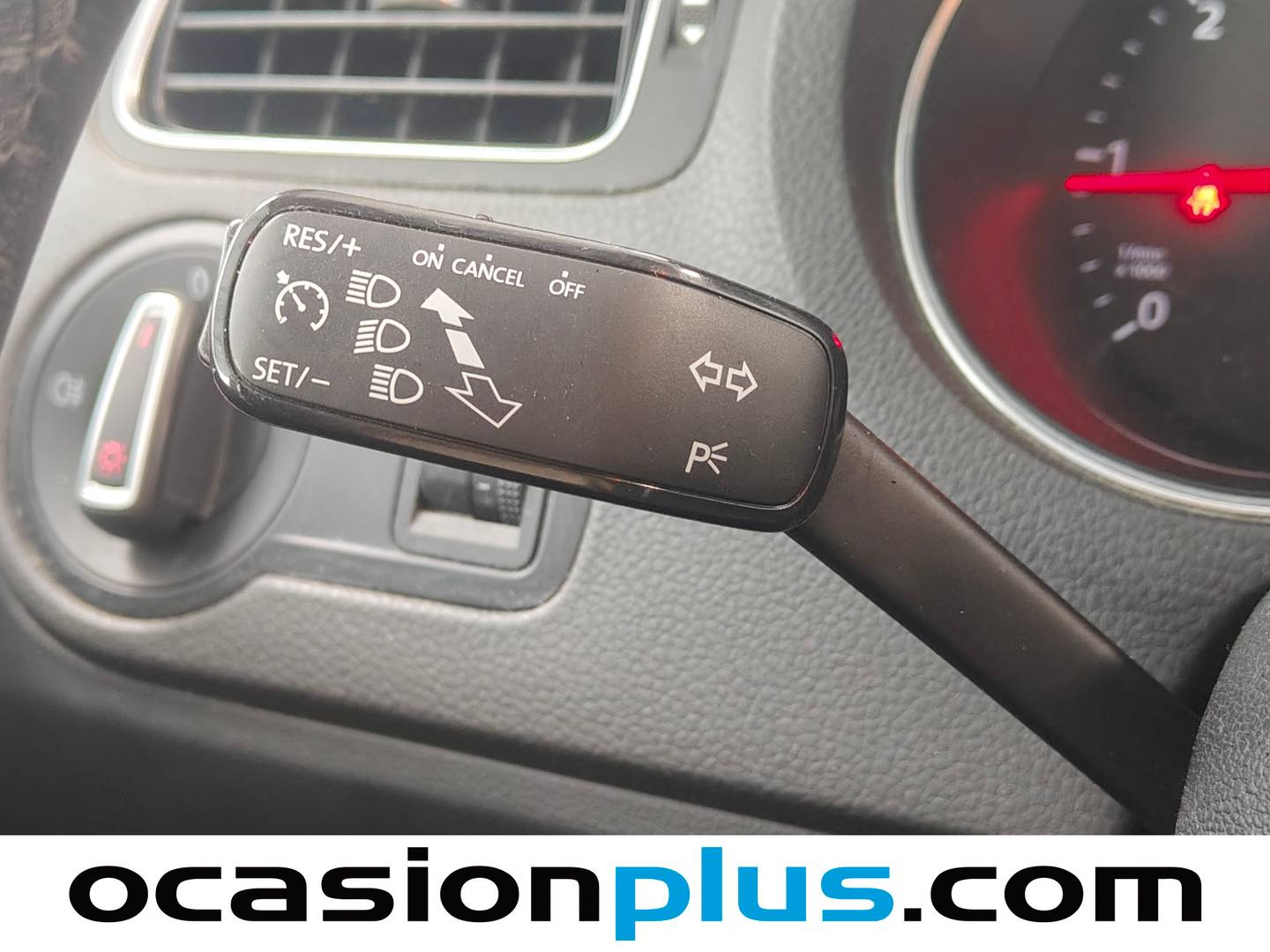 Extras y acabados del Volkswagen Polo Volkswagen Polo Advance 1.4 TDI BMT (90 CV)