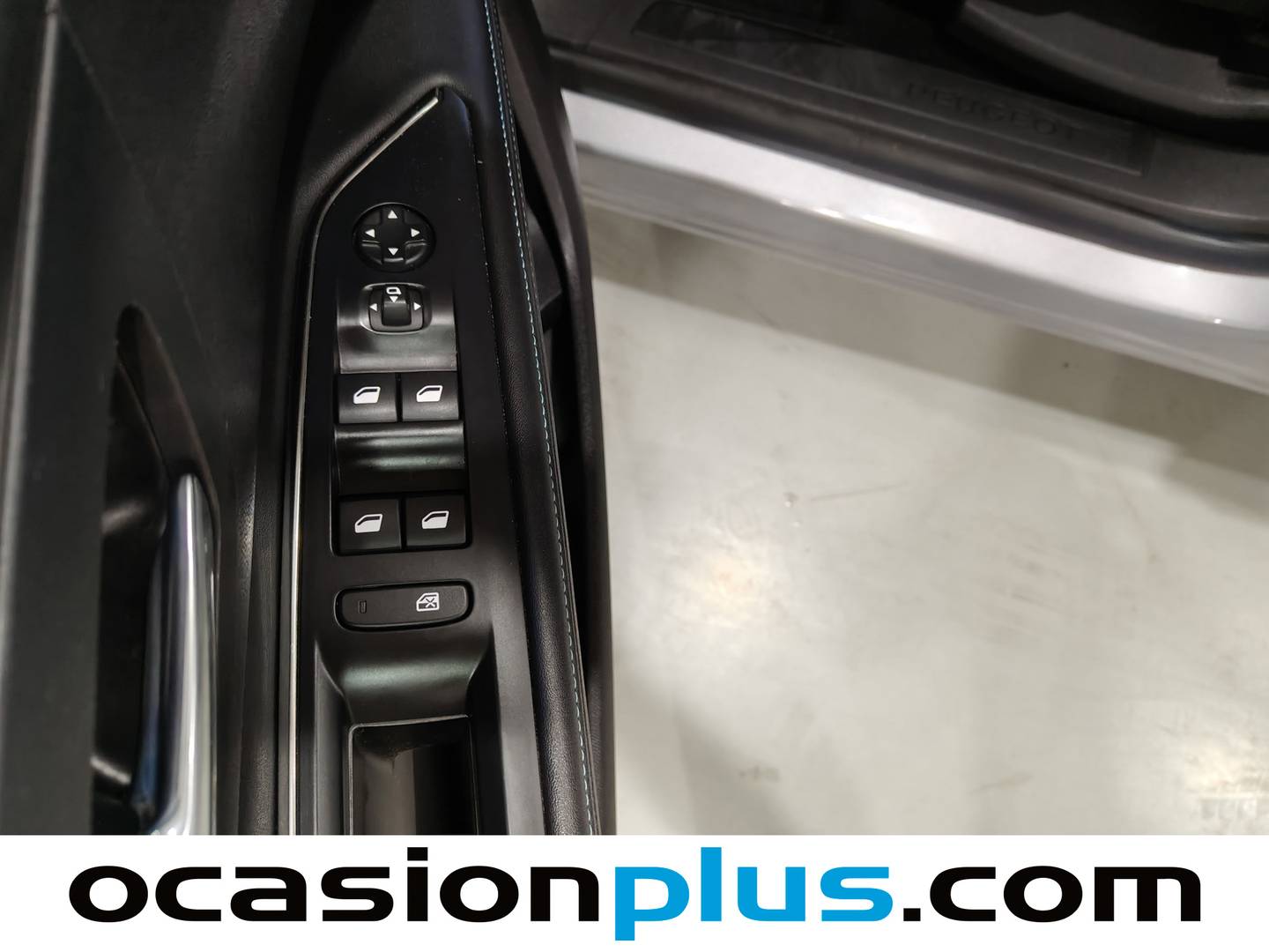 Peugeot 5008 Peugeot 5008 PureTech 130 S&S Allure Pack EAT8 (130 CV) 7 PLAZAS 130cv