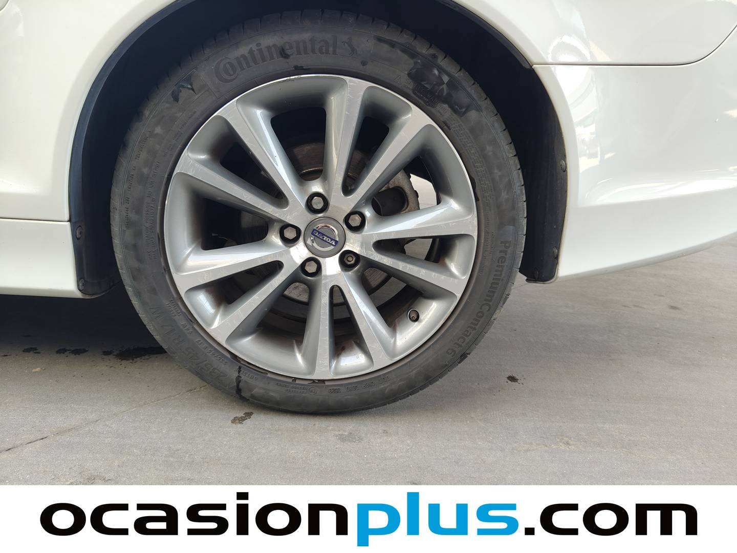 Volvo C70 Volvo C70 2.0 D Momentum Auto (136 CV) seminuevo