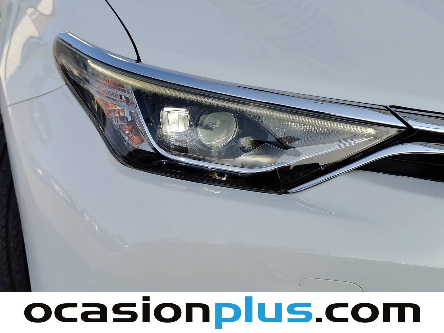 Equipamiento del Toyota Auris Toyota Auris 1.8 140H Hybrid Feel! (136 CV)