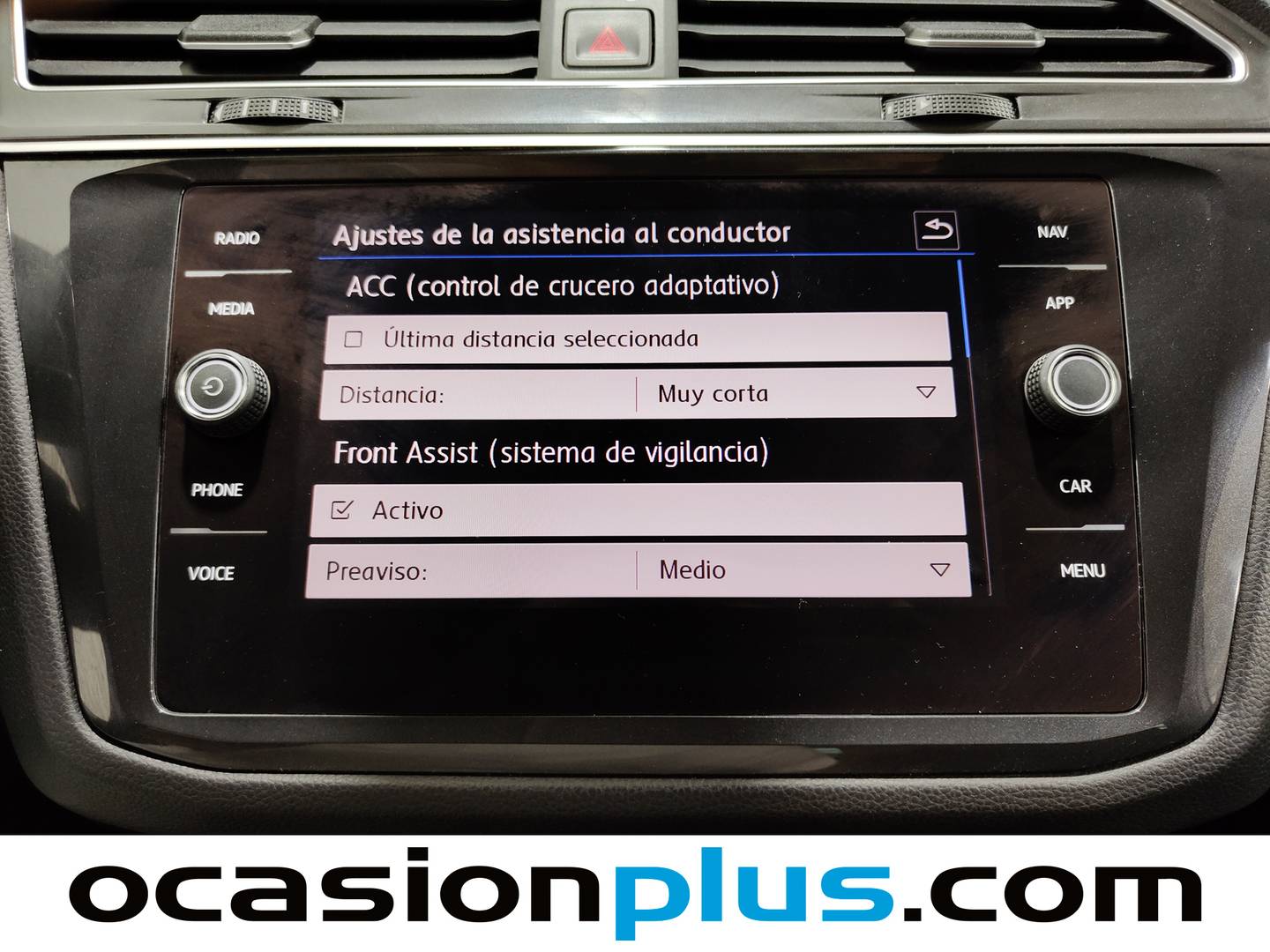 Foto Volkswagen Tiguan Volkswagen Tiguan Advance 2.0 TDI (150 CV) DSG Pack R-Line