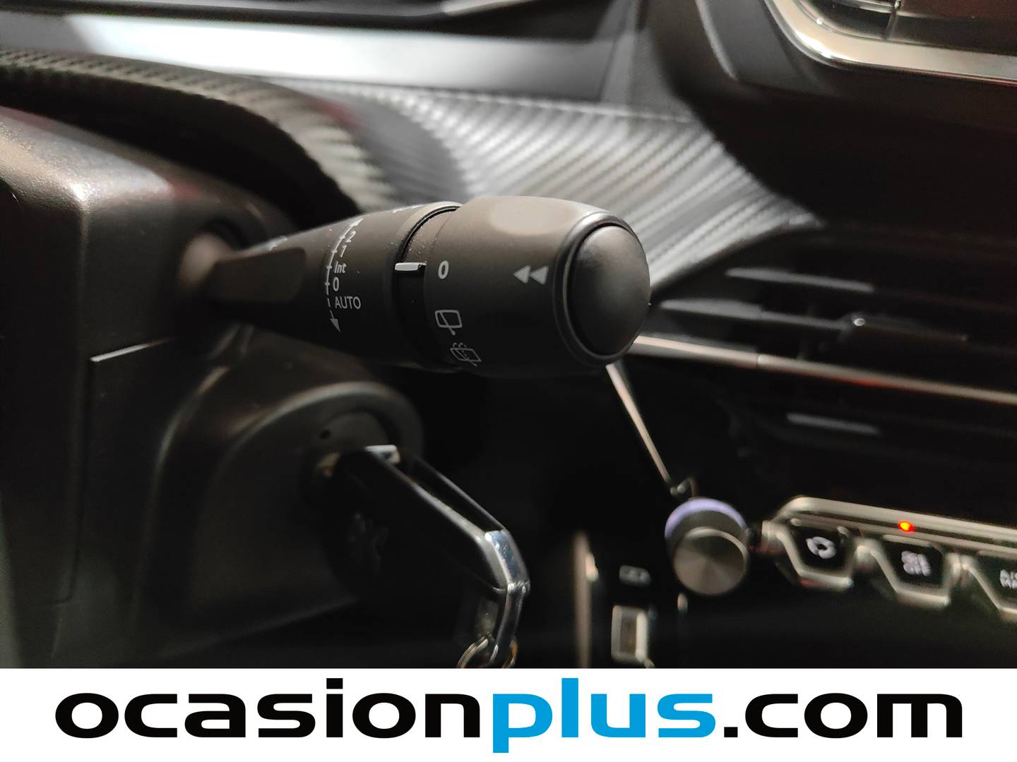 Foto Peugeot 2008 Peugeot 2008 PureTech 100 S&S Allure  (100 CV)