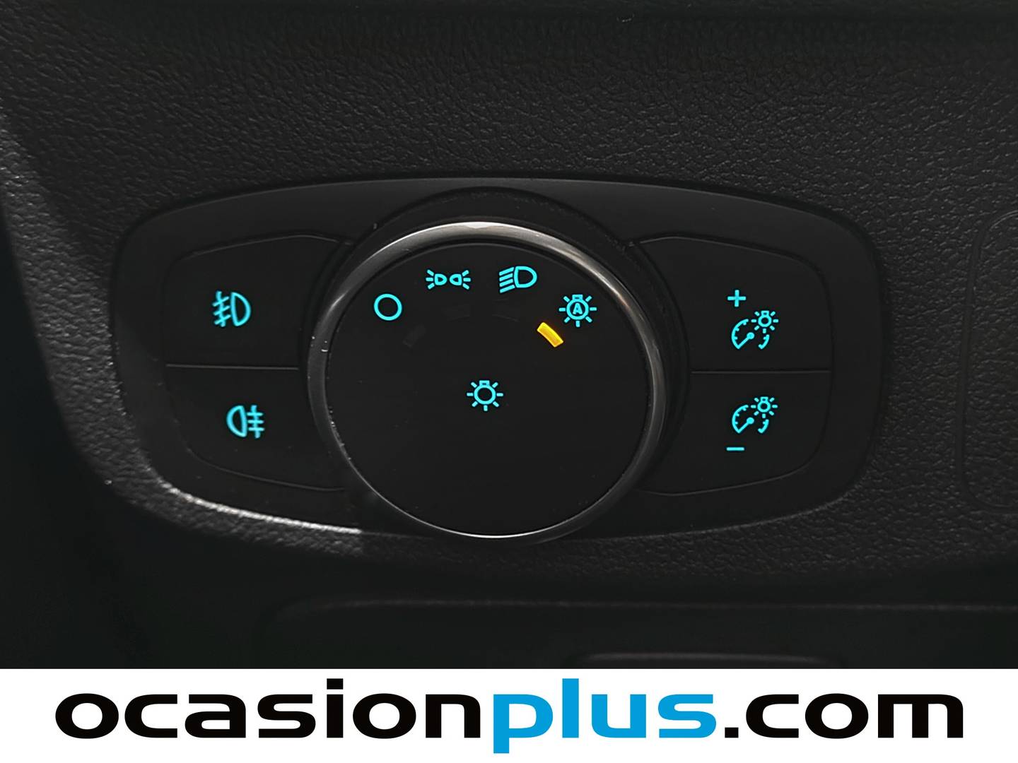 Extras y acabados del Ford Focus Ford Focus 1.0 Ecoboost S&S Trend (100 CV)