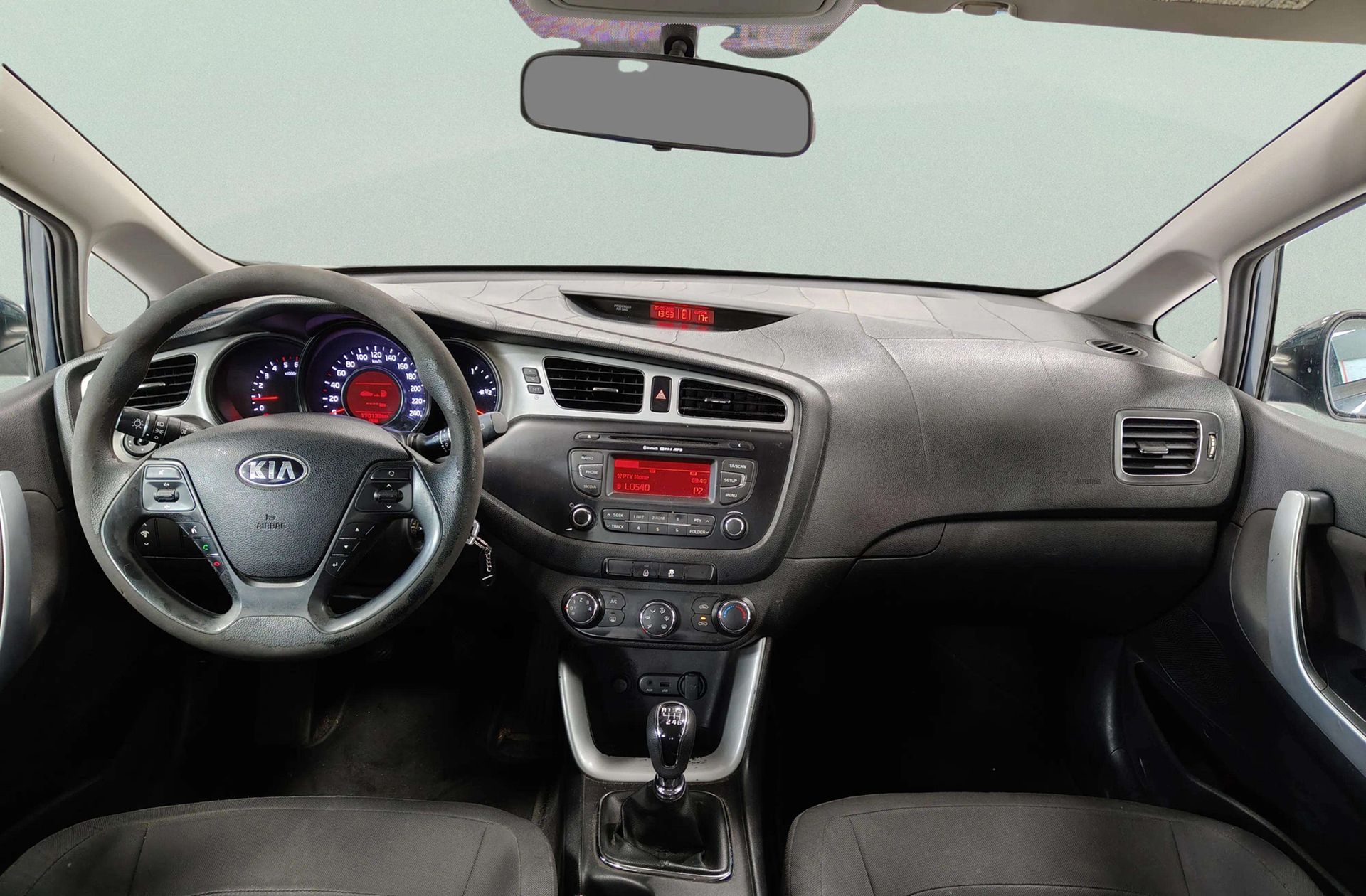 Kia Ceed 1.4 CRDi WGT Concept - foto 6