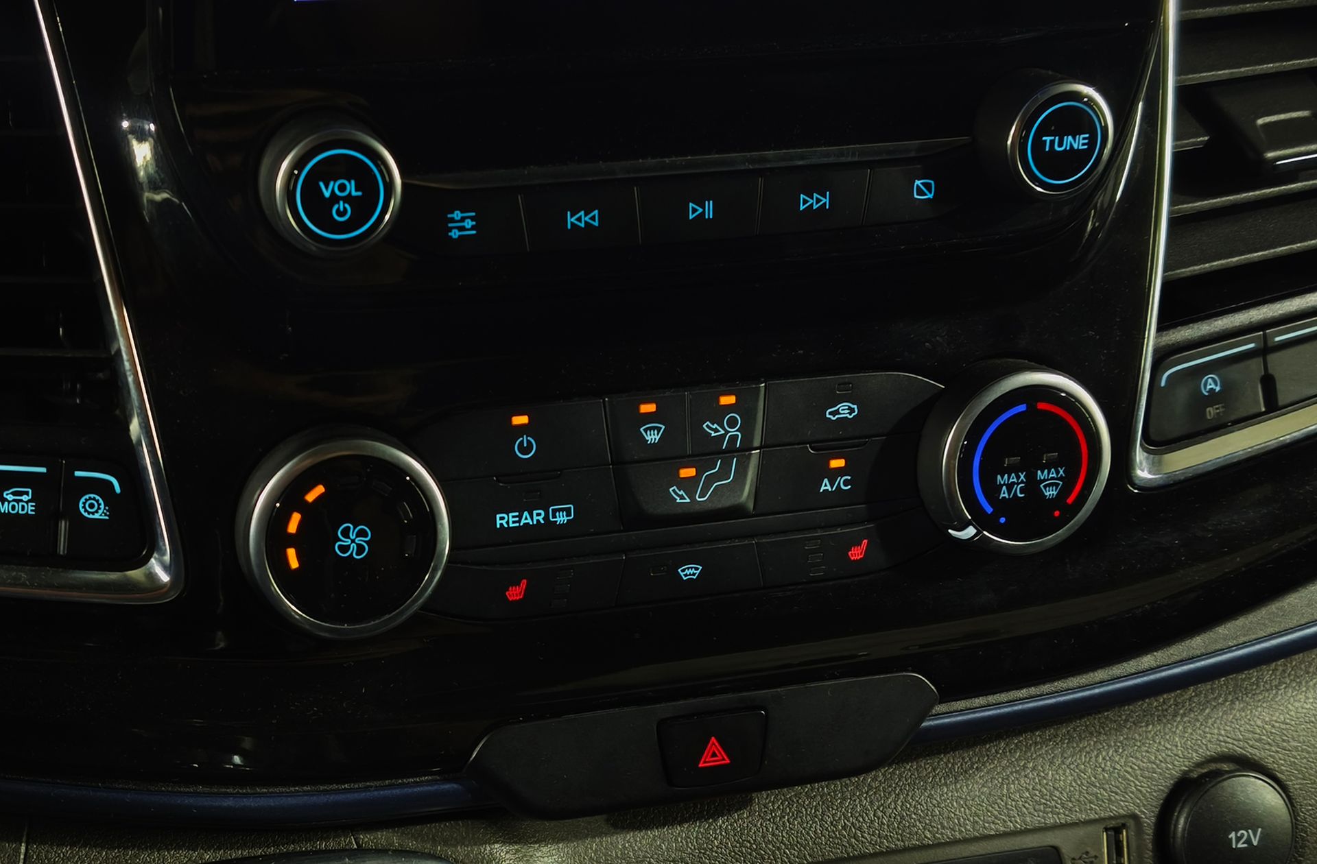 Ford Tourneo Custom 2.0 EcoBlue Hybrid L1 Active - foto 33