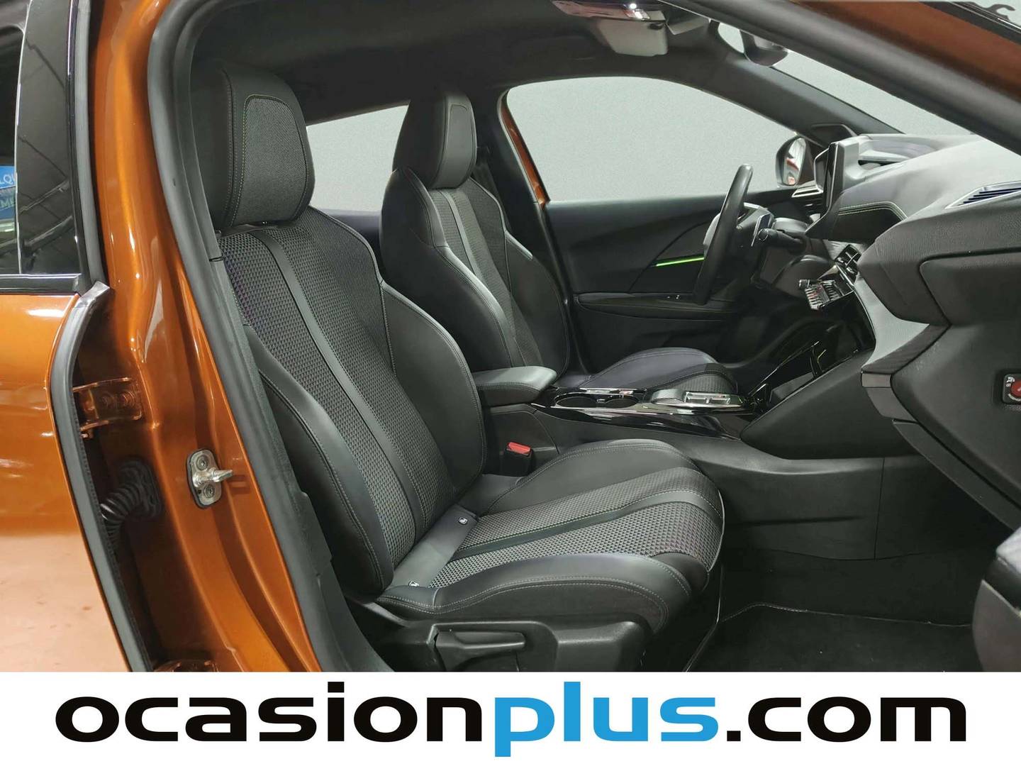 Foto Peugeot 2008 Peugeot 2008 BlueHDi 130 S&S GT EAT8 (130 CV)