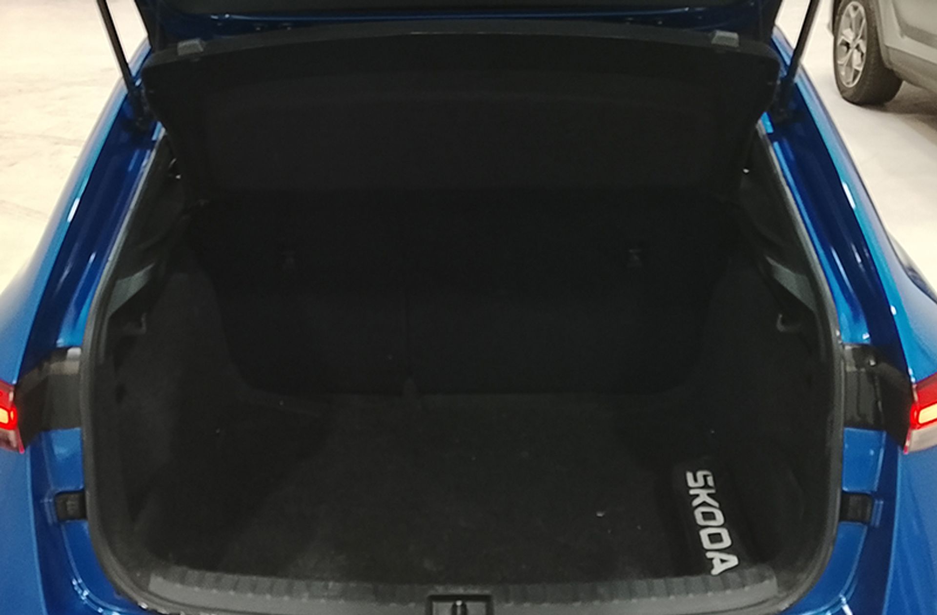 Škoda Scala 1.5 TSI Style DSG - foto 17