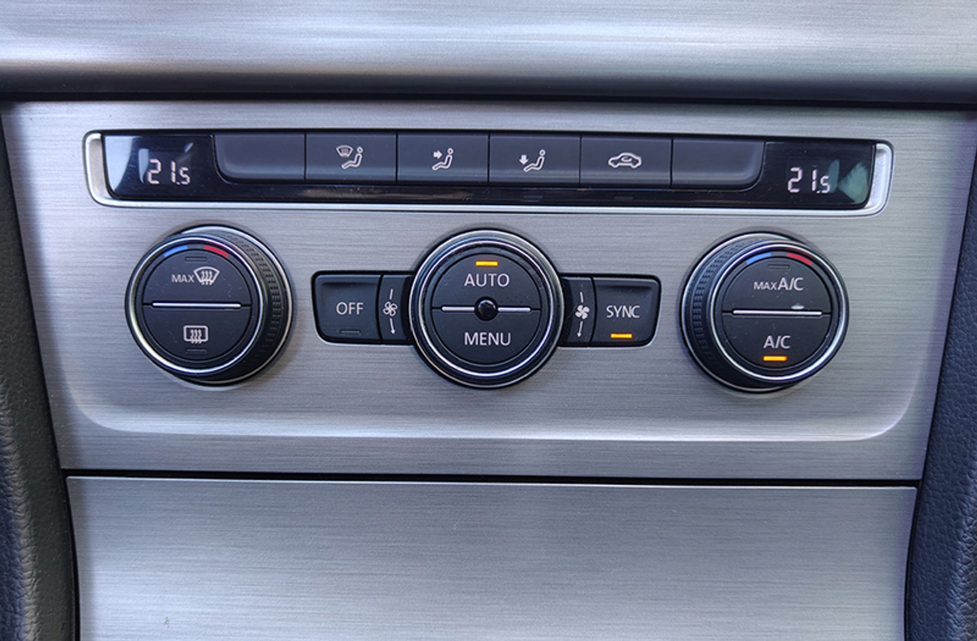 Volkswagen Golf Advance 1.4 TSI BMT DSG - foto 27