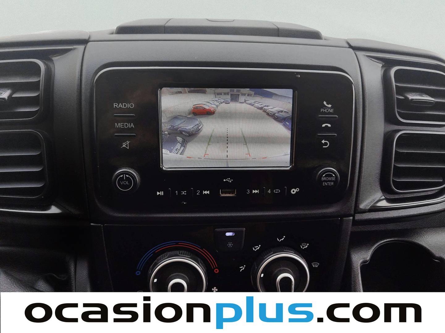 Extras y acabados del Fiat Ducato Fiat Ducato Furgon 35 2.2 Multijet L3H2 (140 CV)