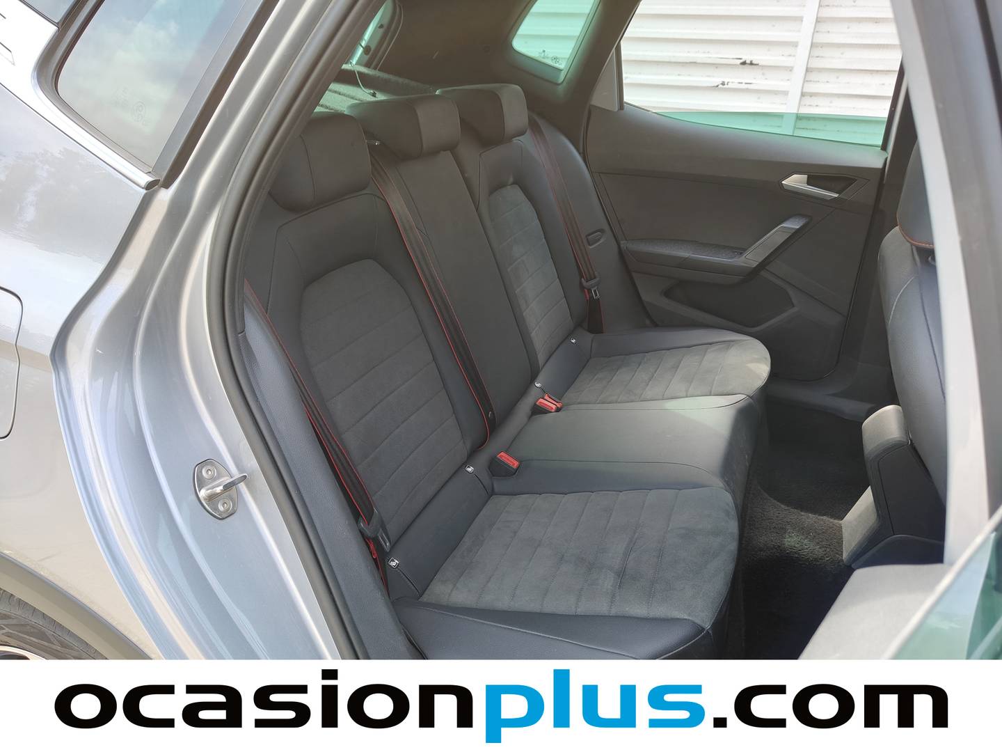 Foto Seat Arona SEAT Arona 1.0 TSI S&S FR XL  (115 CV)