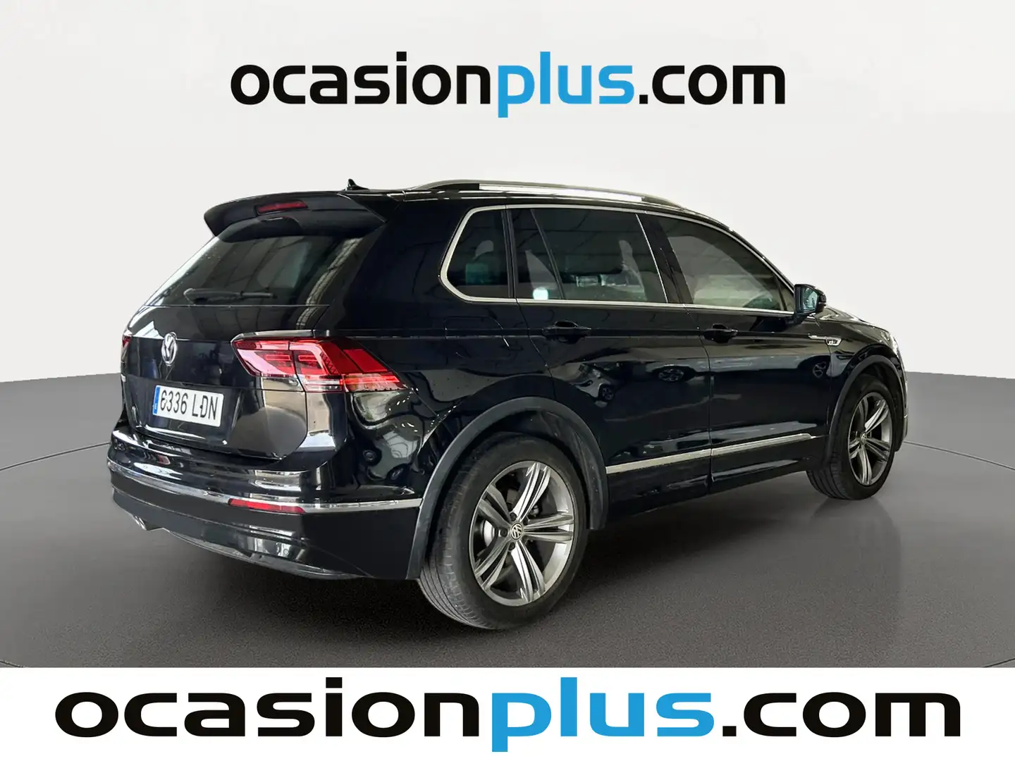 Foto Volkswagen Tiguan Volkswagen Tiguan Sport 1.5 TSI (150 CV) DSG Pack R-Line