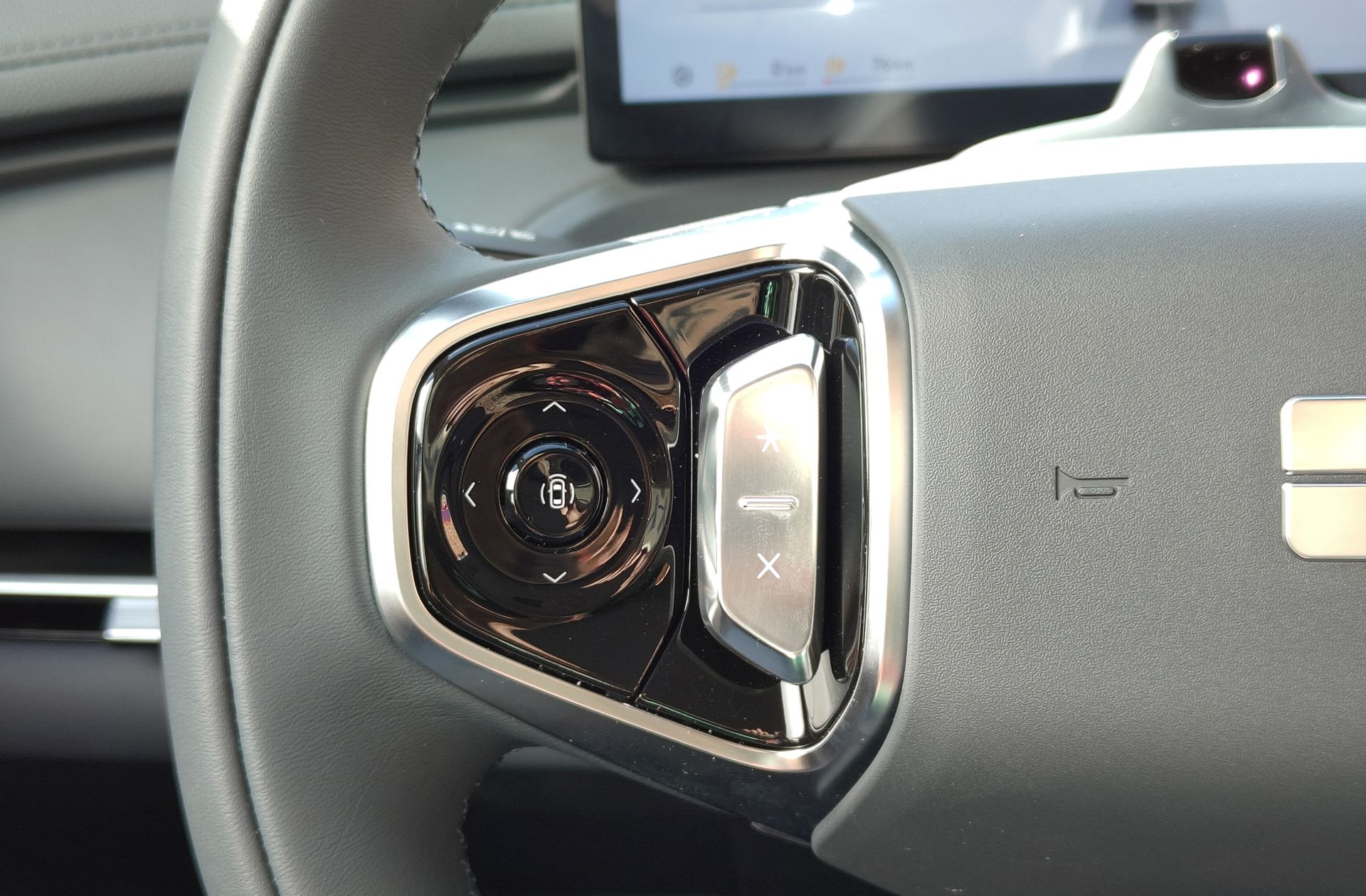 Geely Starray EM-i 1.5 PHEV Pro - foto 26