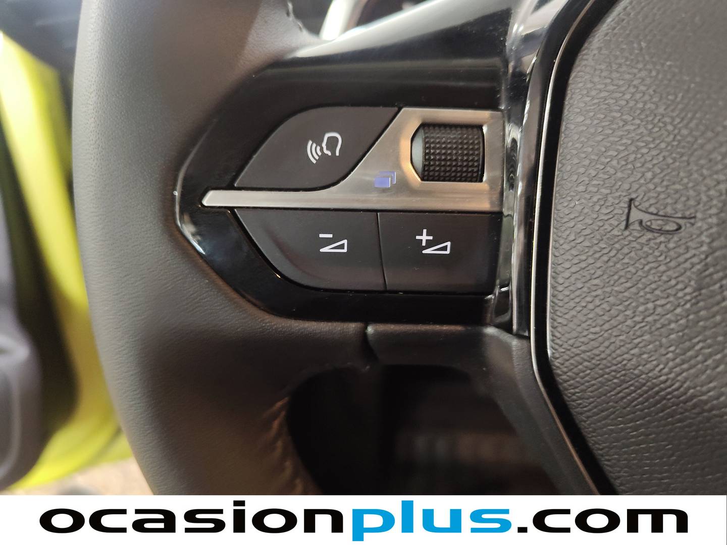 Peugeot 208 Peugeot 208 Style Hybrid 110 eDCS6 (110 CV) seminuevo