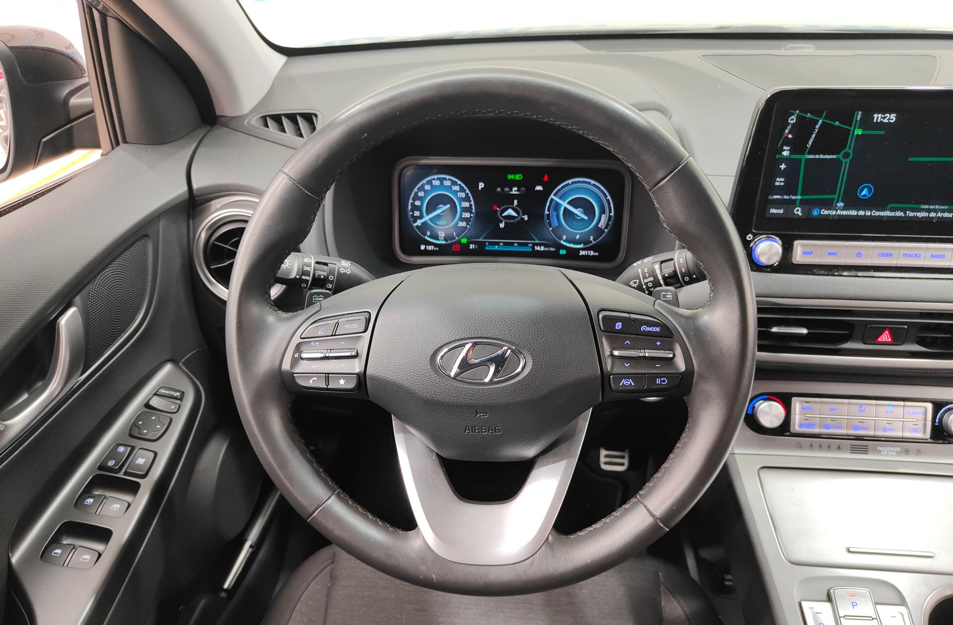 Hyundai Kona EV Tecno - foto 23