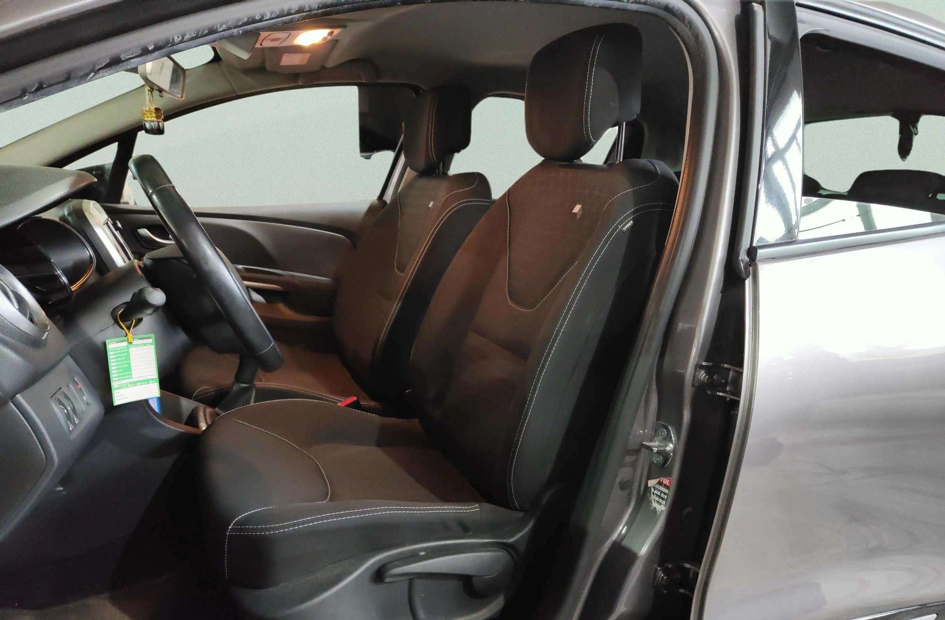 Renault Clio Limited Energy TCe - foto 9