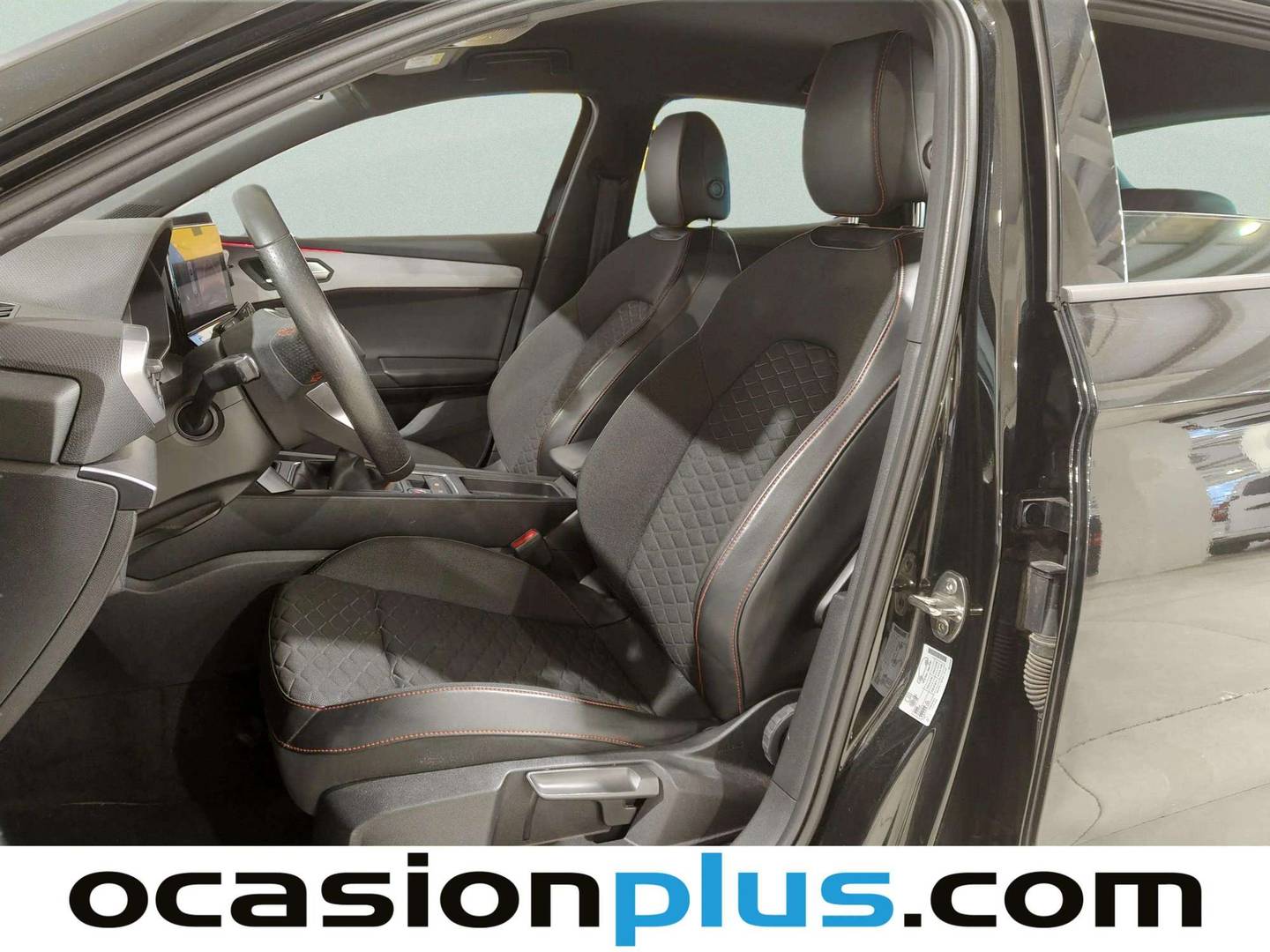 Foto asientos delanteros Seat León SEAT León 1.5 TSI S&S FR Launch Pack L (150 CV)