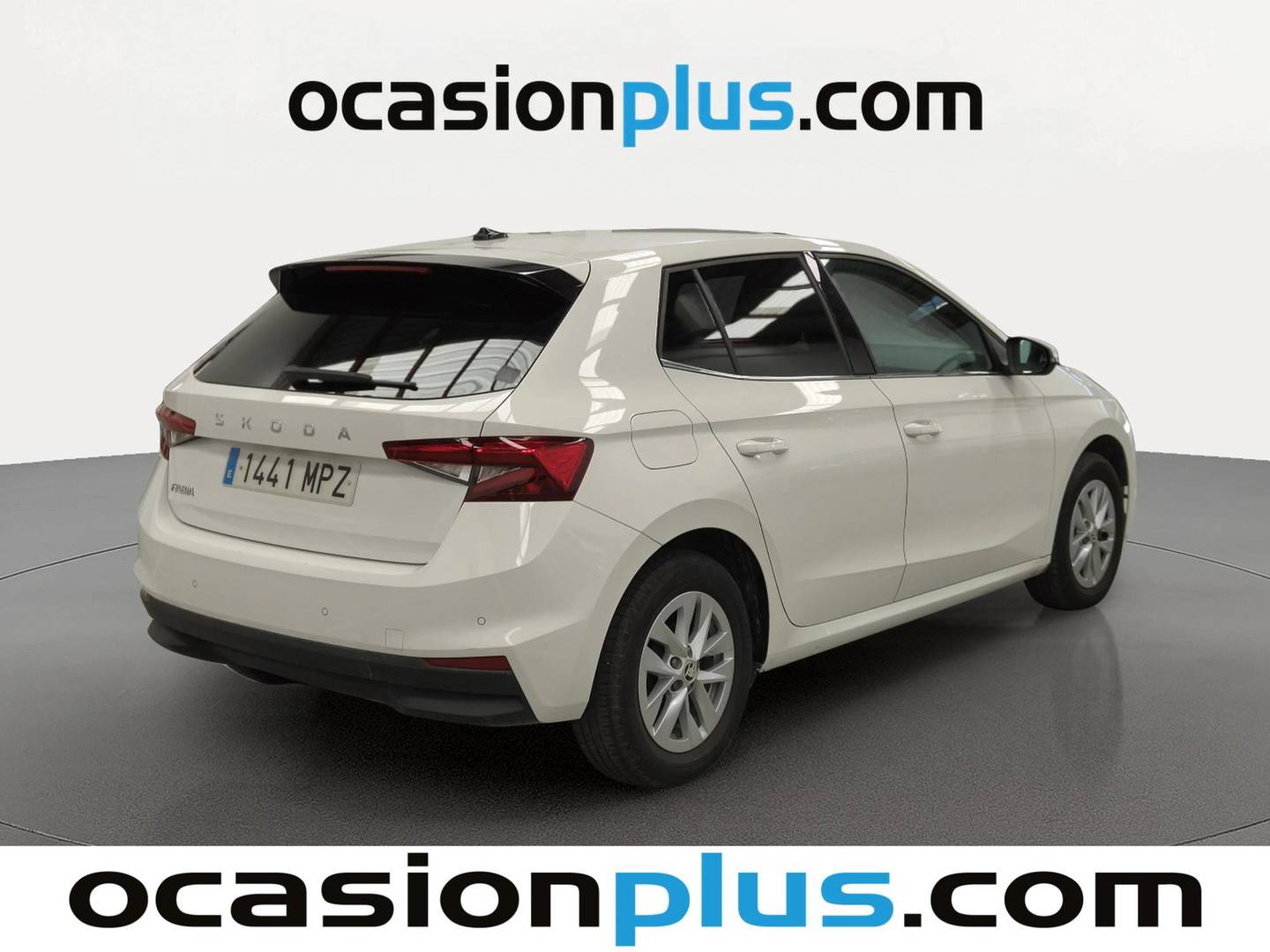 Foto trasera Skoda Fabia Skoda Fabia 1.0 TSI Selection (95 CV) derecha