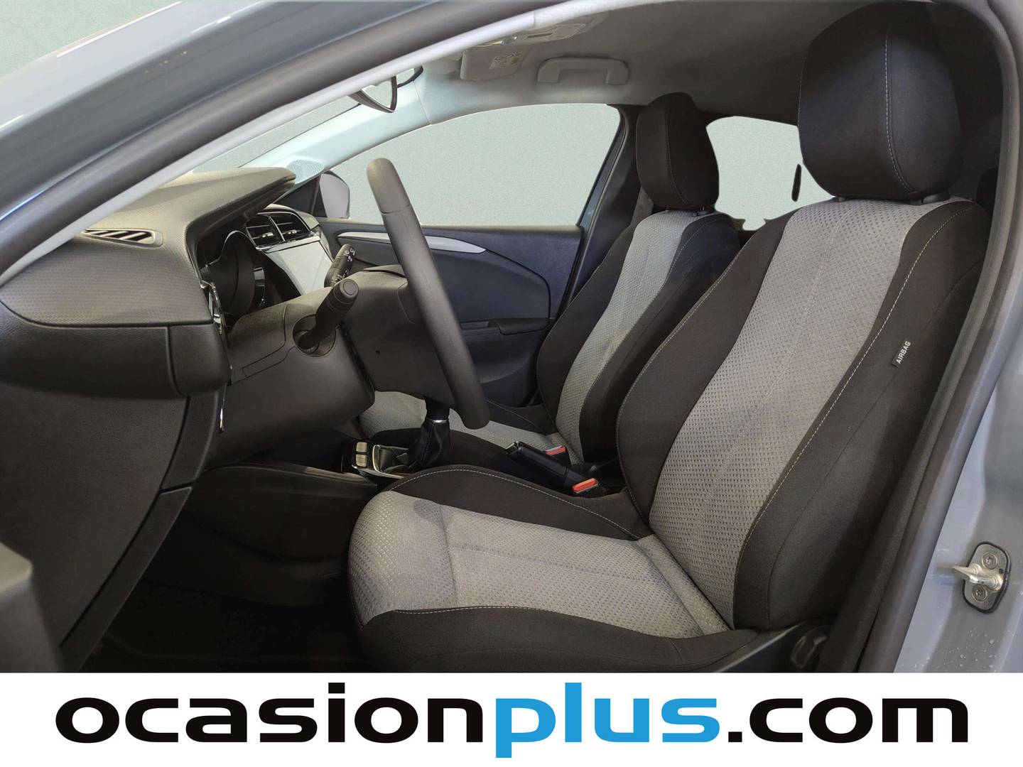 Foto asientos delanteros Opel Corsa Opel Corsa 1.2 XEL Edition (75 CV)
