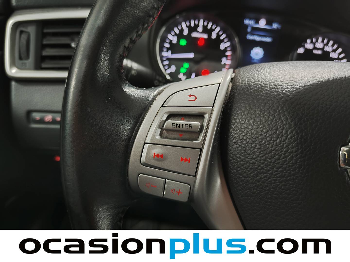 Nissan QASHQAI Nissan Qashqai 1.2 DIG-T N-Connecta 4x2 (115 CV) de ocasión