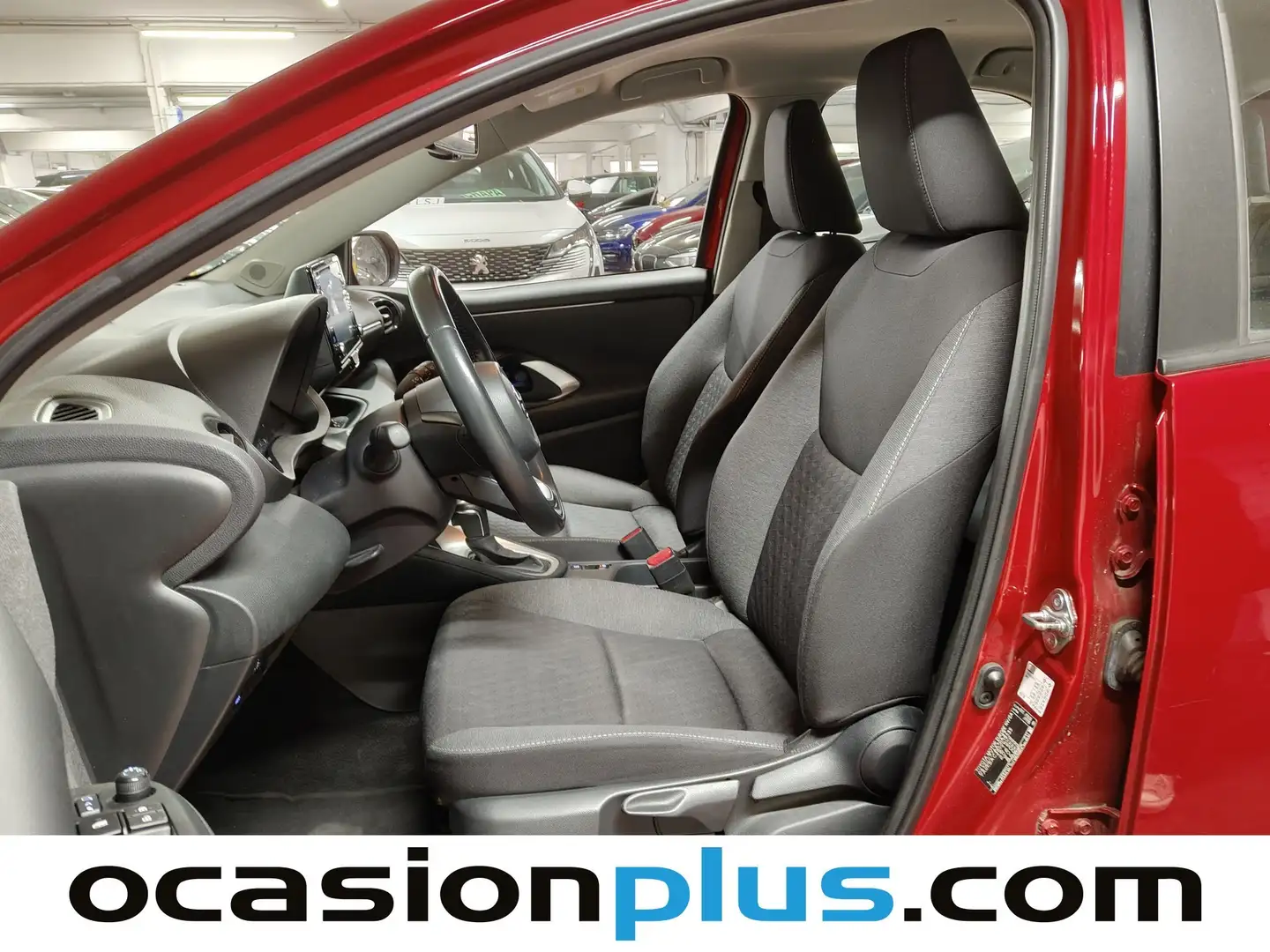 Foto Toyota Yaris Toyota Yaris 120H Business Plus (116 CV)