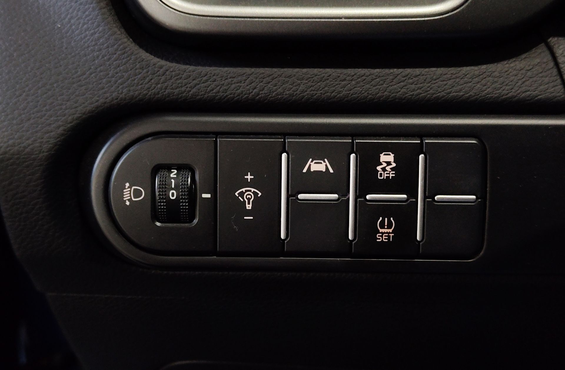Kia Ceed 1.0 T-GDi Drive - foto 26