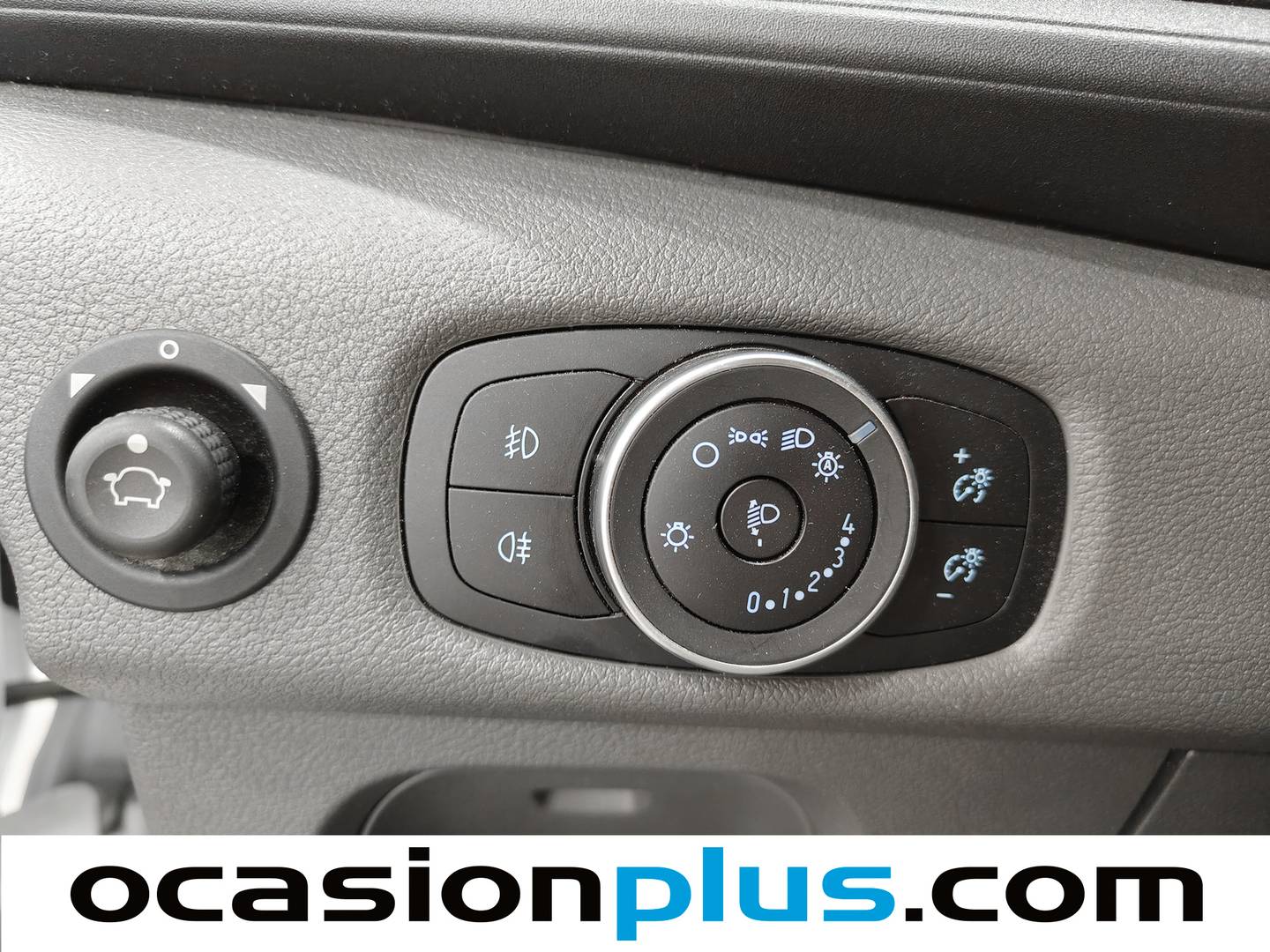 Foto Ford Transit Ford Transit Furgon 350 MHEV L2H2 Trend FWD (130 CV)