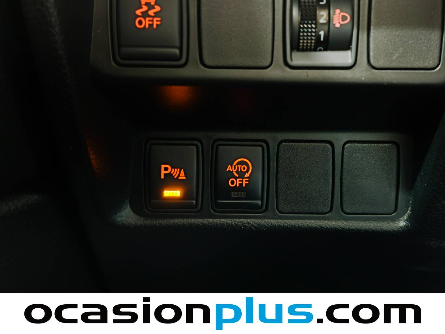 Extras y acabados del Nissan QASHQAI Nissan Qashqai 1.5 dCi S&S Acenta 4x2 (110 CV)