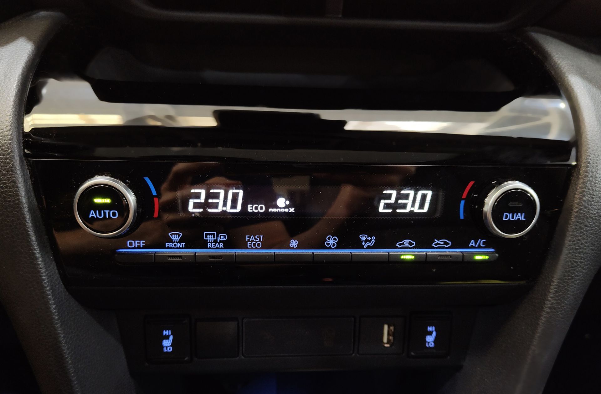 Toyota Yaris Cross 120H Style - foto 36